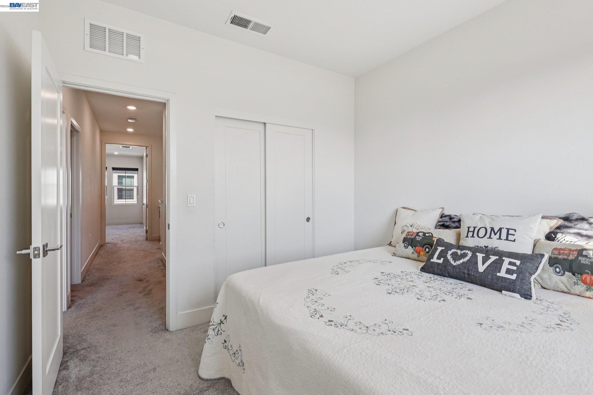 Photo #24: 41133935 Listing: Photo #24