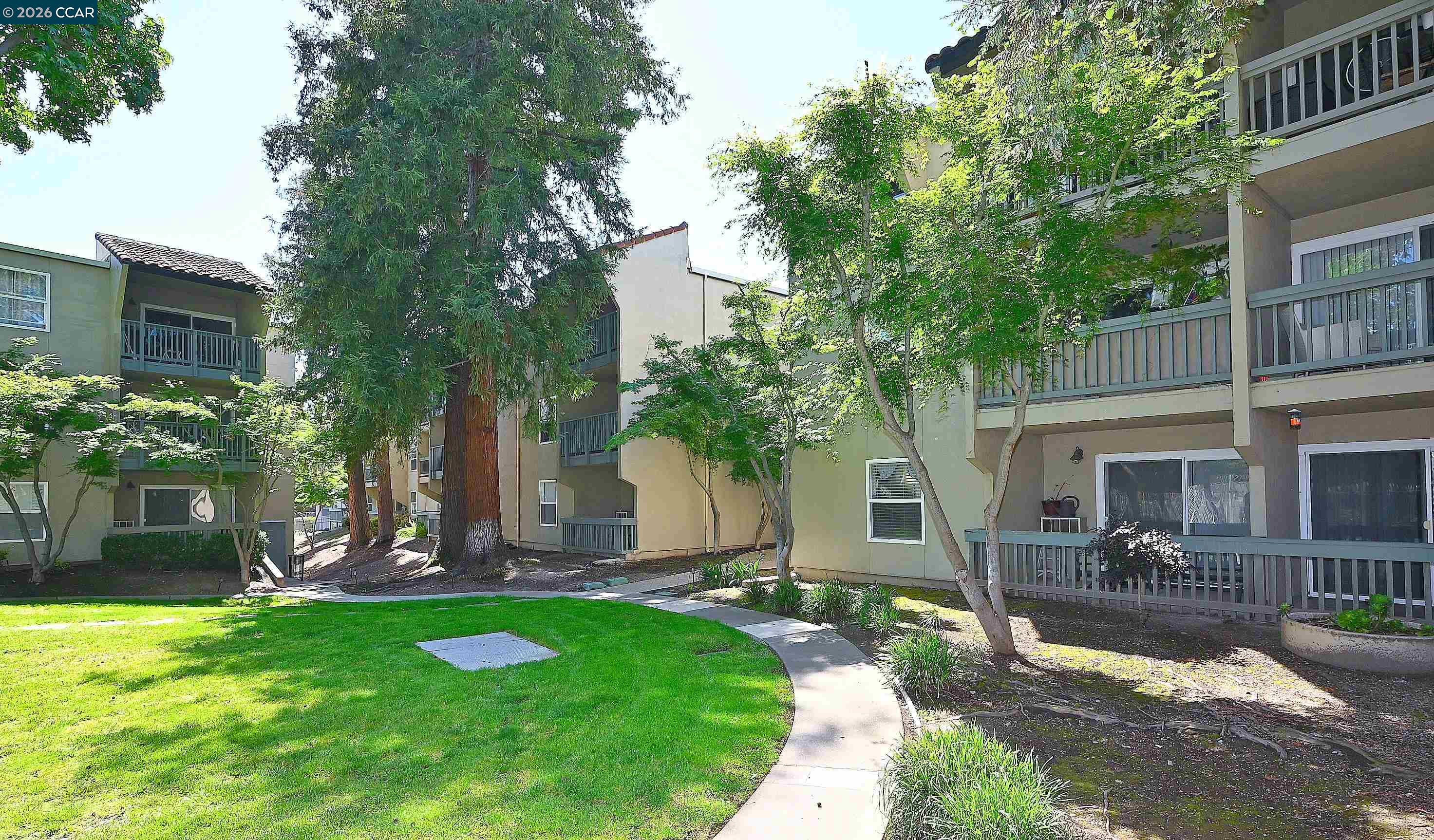 Photo #2: 41133946 Listing: Photo #2