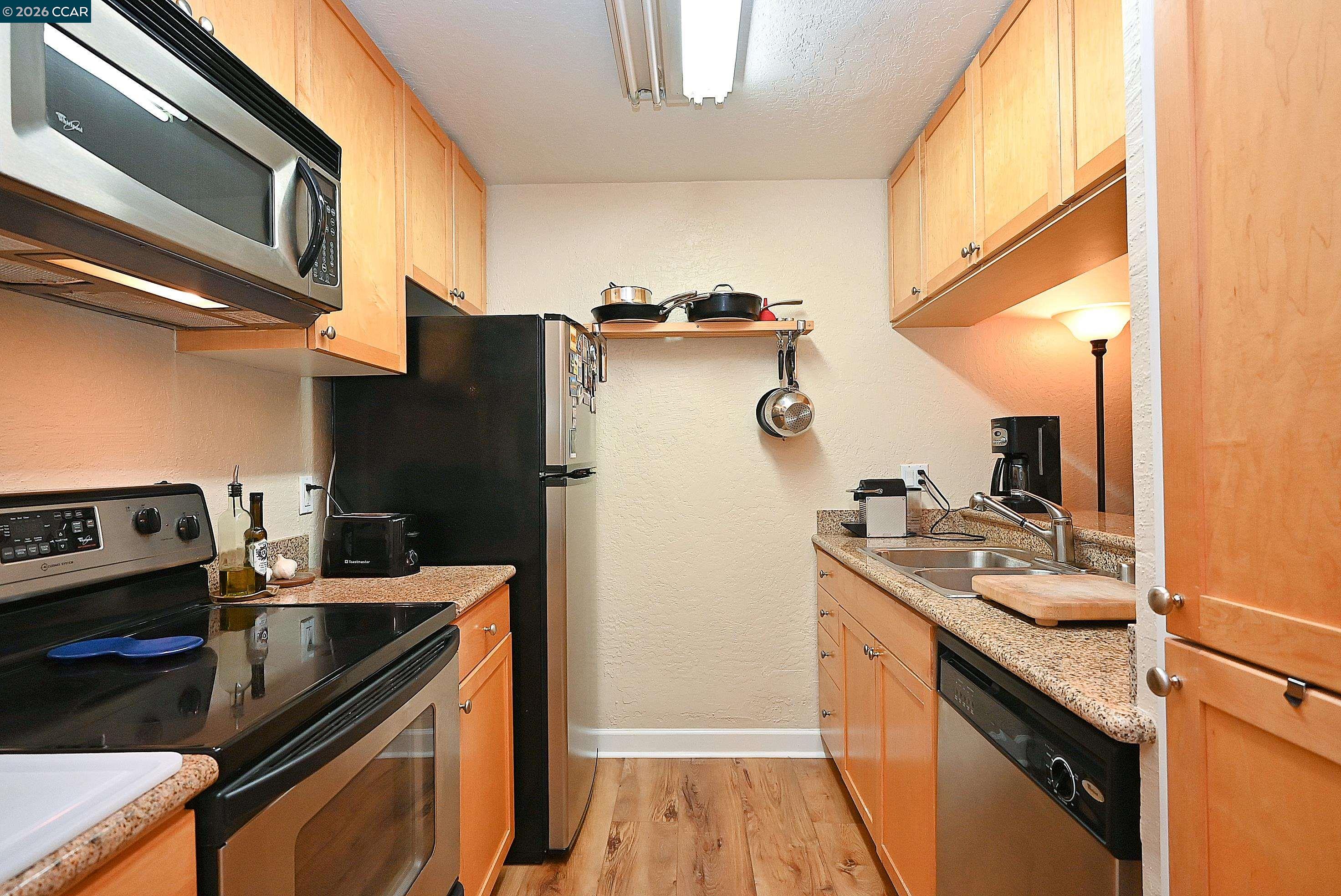 Photo #6: 41133946 Listing: Photo #6