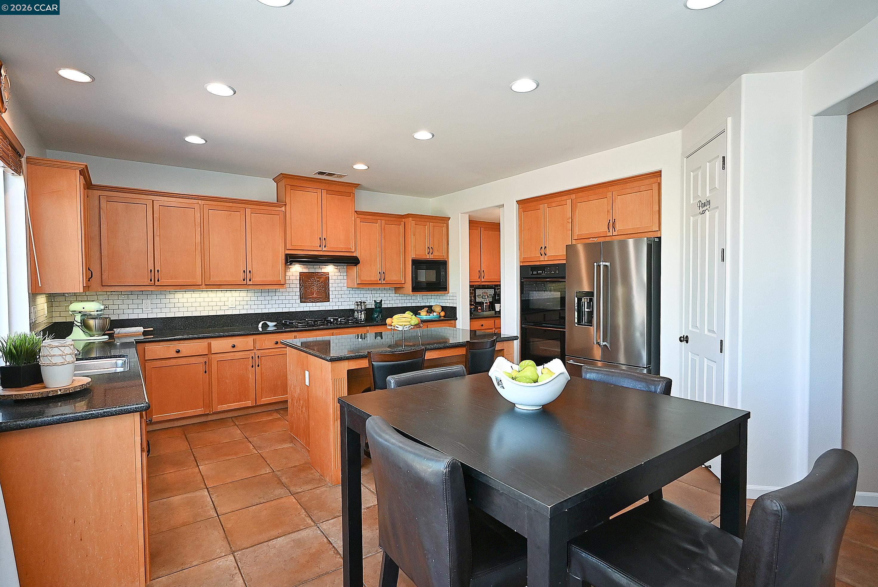 463 Samuel Ct, Benicia CA 94510 — photo 14