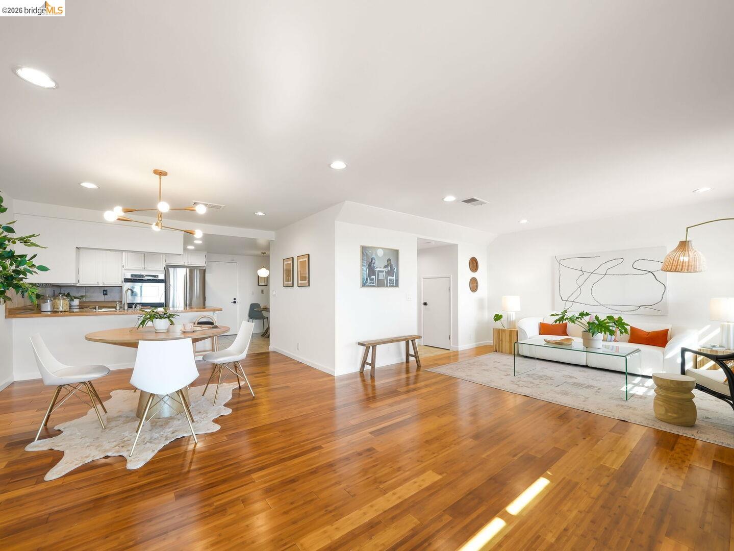 Photo #14: 41133953 Listing: Photo #14