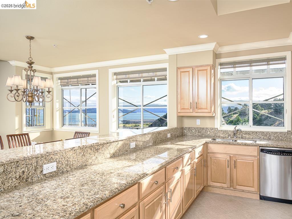 Photo #9: 41133968 Listing: Photo #9
