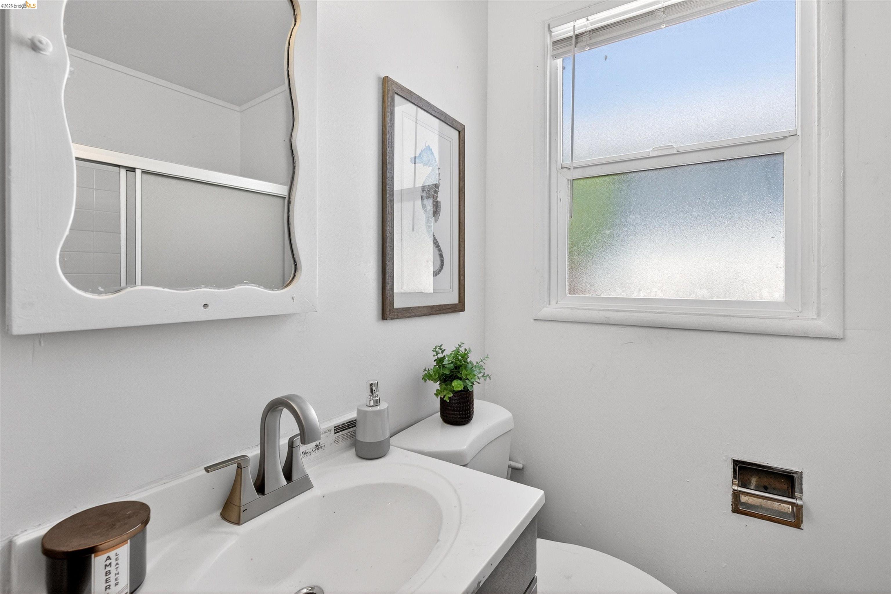 1137 Seminary Ave, Oakland CA 94621 — photo 12