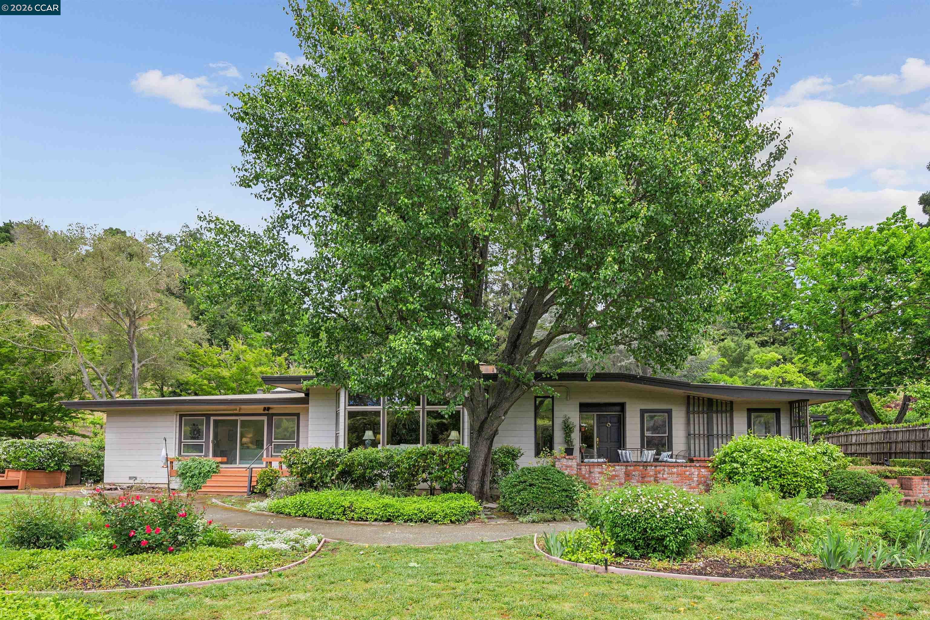 3814 Happy Valley Rd, Lafayette, CA, 94549