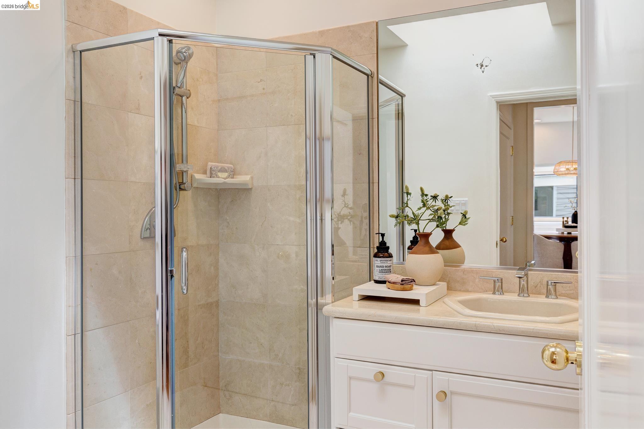 Photo #28: 41133991 Listing: Photo #28