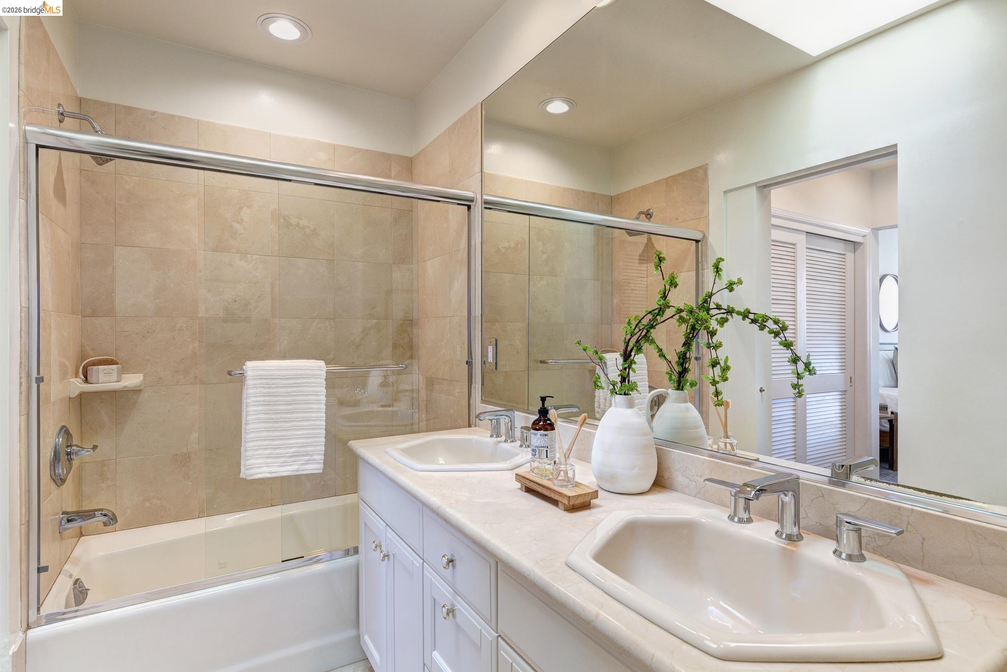 Photo #32: 41133991 Listing: Photo #32
