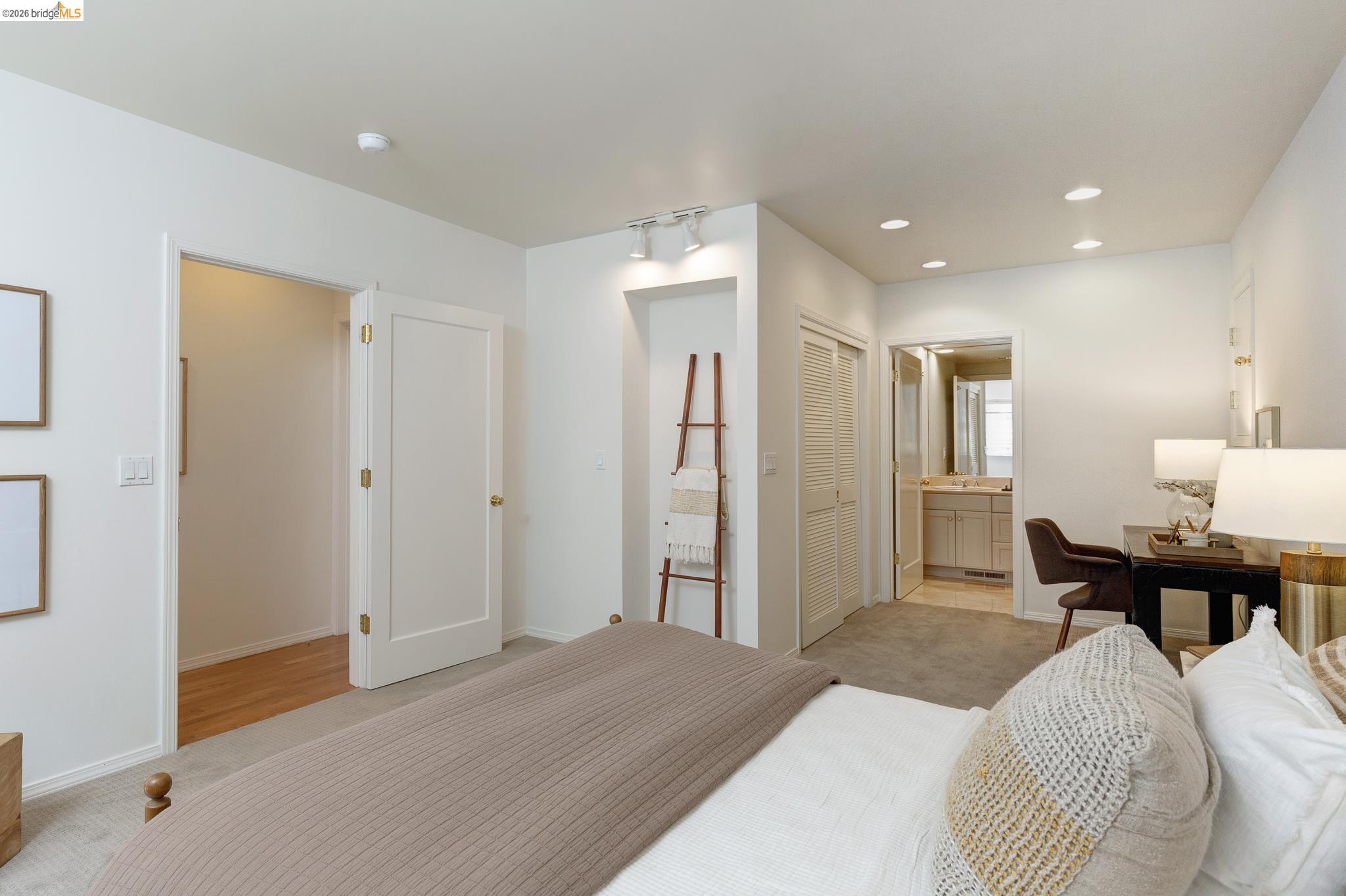 Photo #36: 41133991 Listing: Photo #36