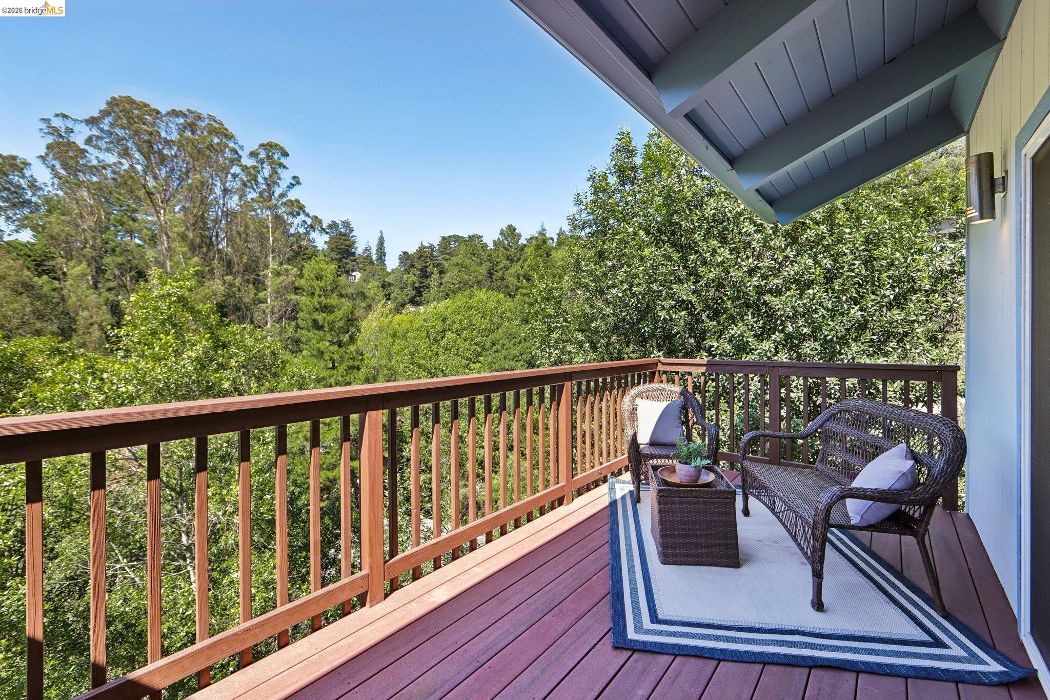 6643 Aitken Dr, Oakland CA 94611 — photo 32