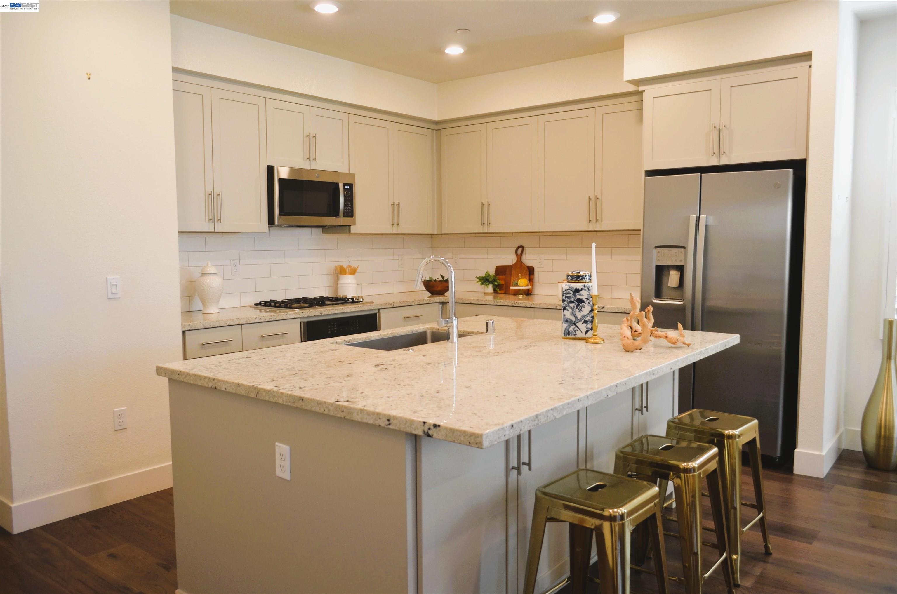 Photo #7: 41134011 Listing: Photo #7