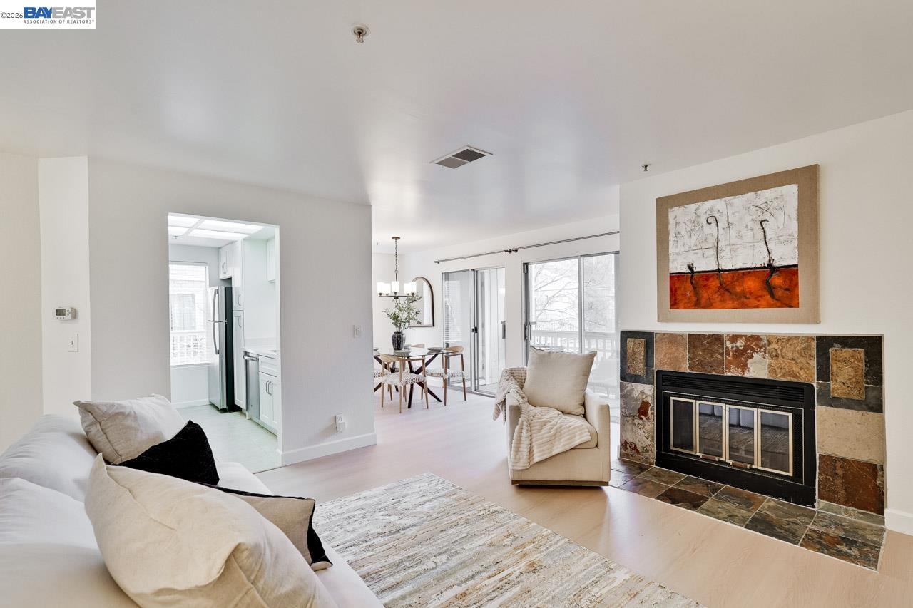 Photo #1: 41134033 Listing: Photo #1