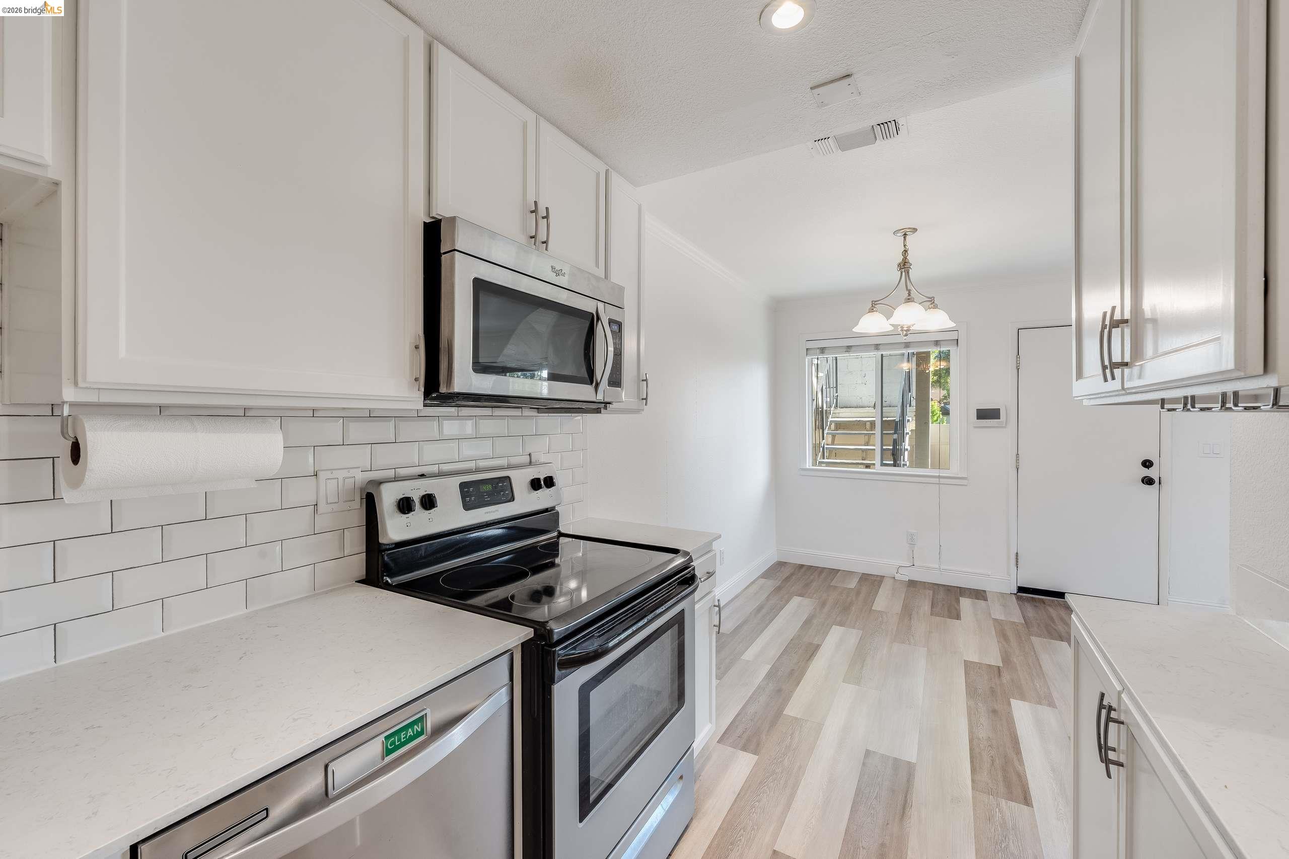 Photo #11: 41134041 Listing: Photo #11
