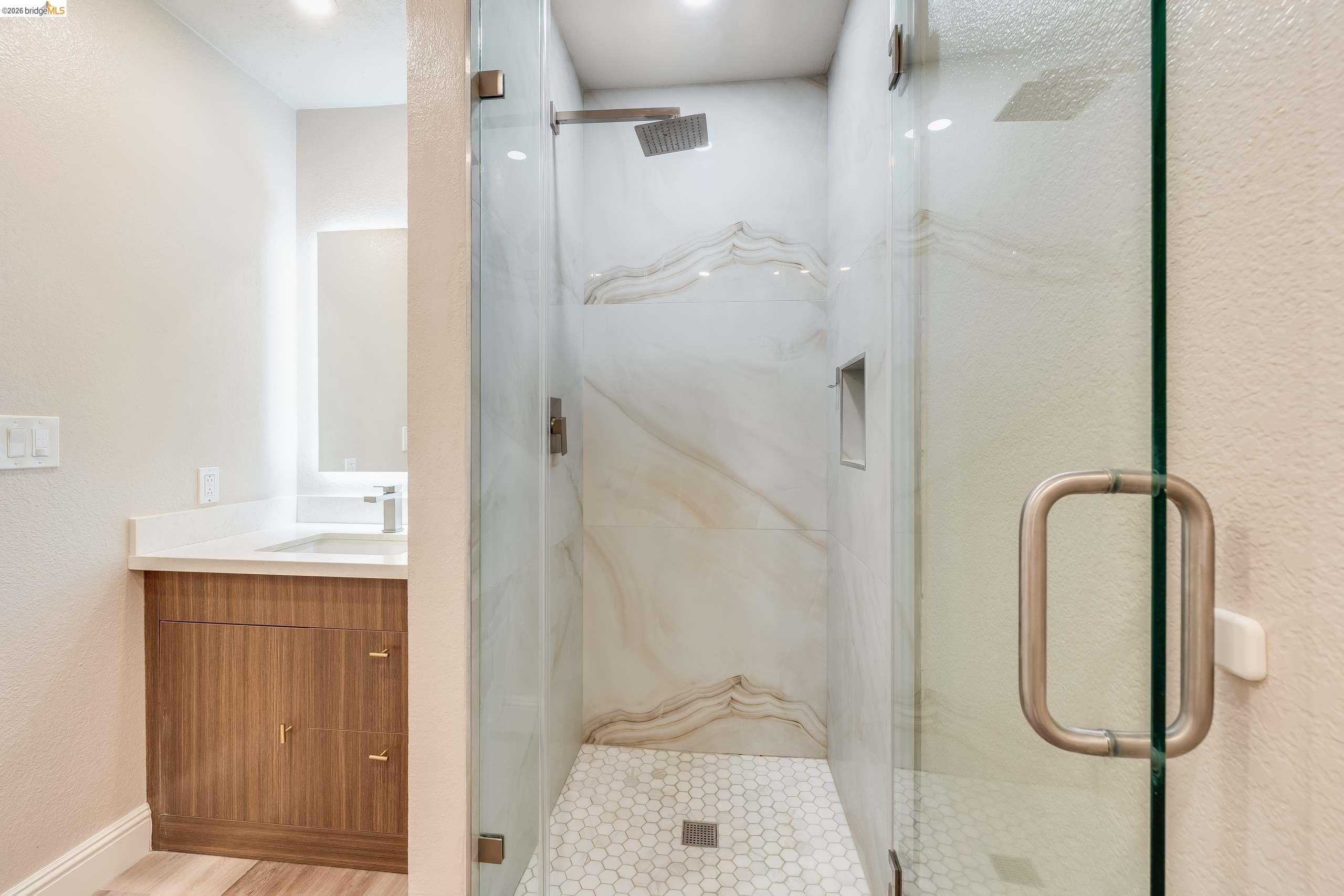 Photo #17: 41134041 Listing: Photo #17