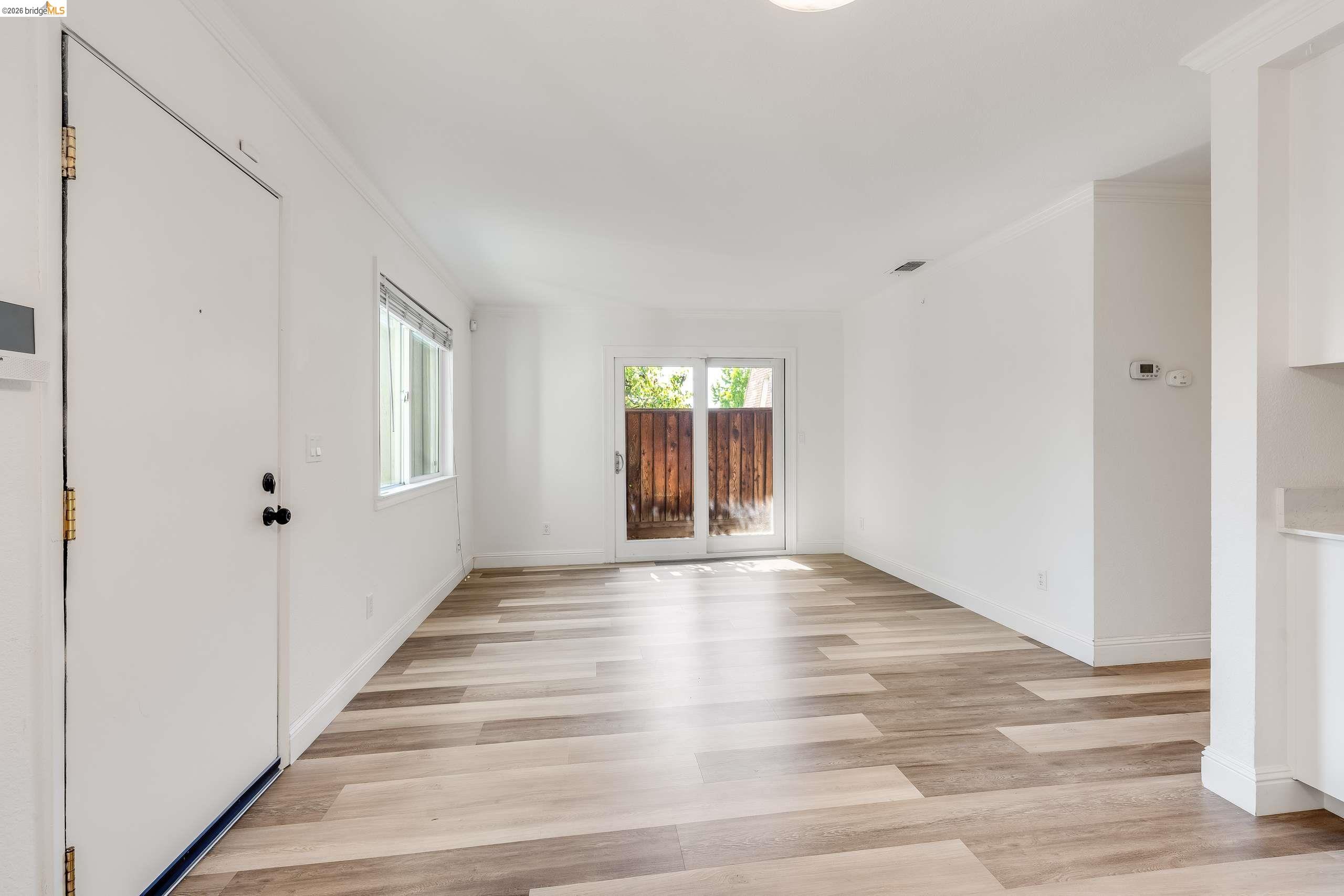 Photo #5: 41134041 Listing: Photo #5