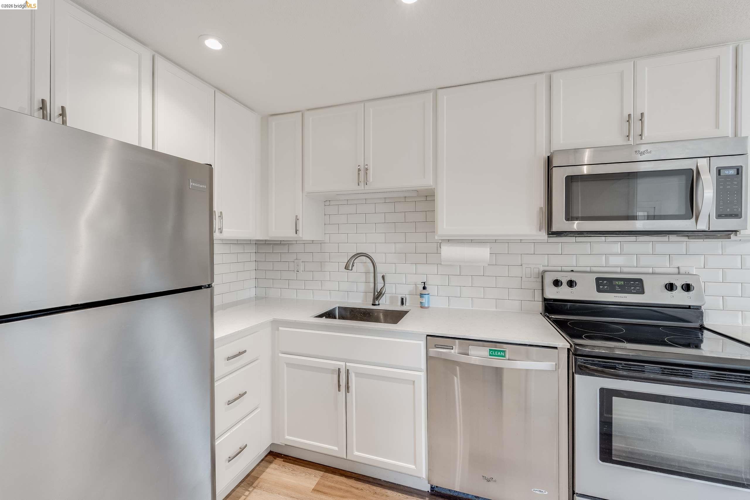 Photo #10: 41134041 Listing: Photo #10