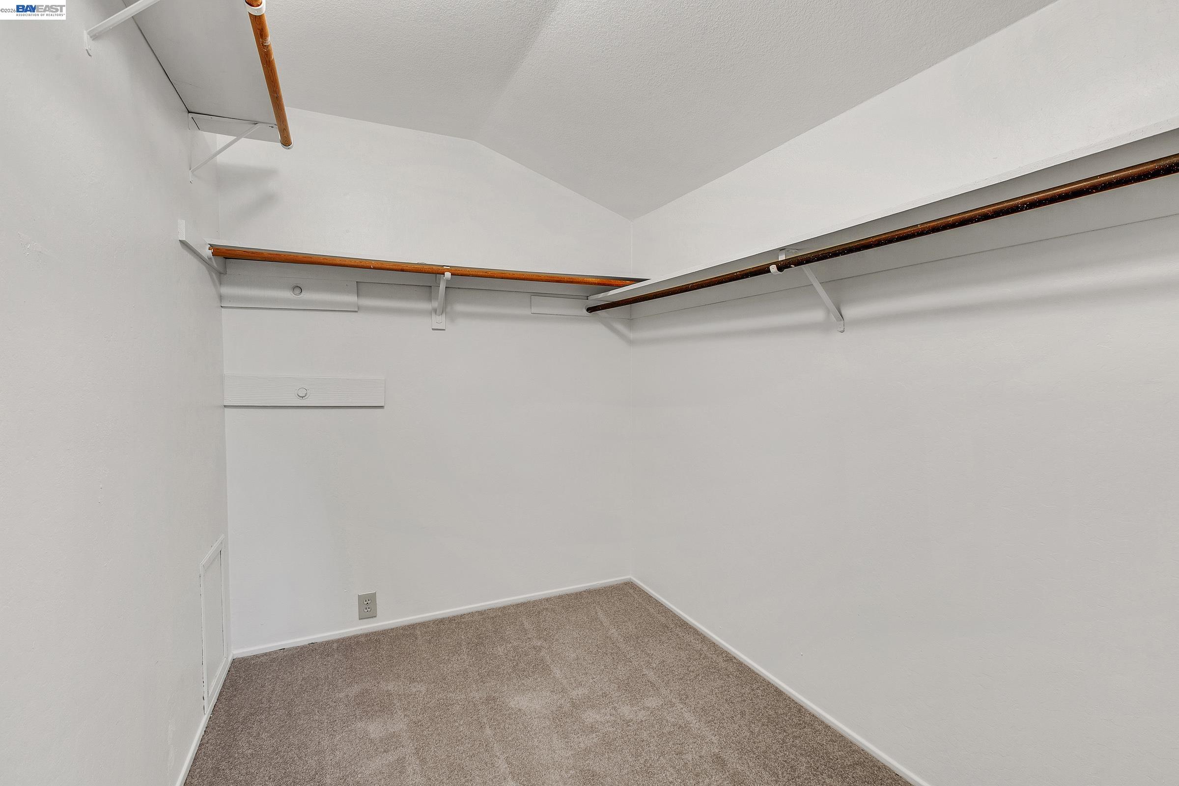 Photo #23: 41134044 Listing: Photo #23