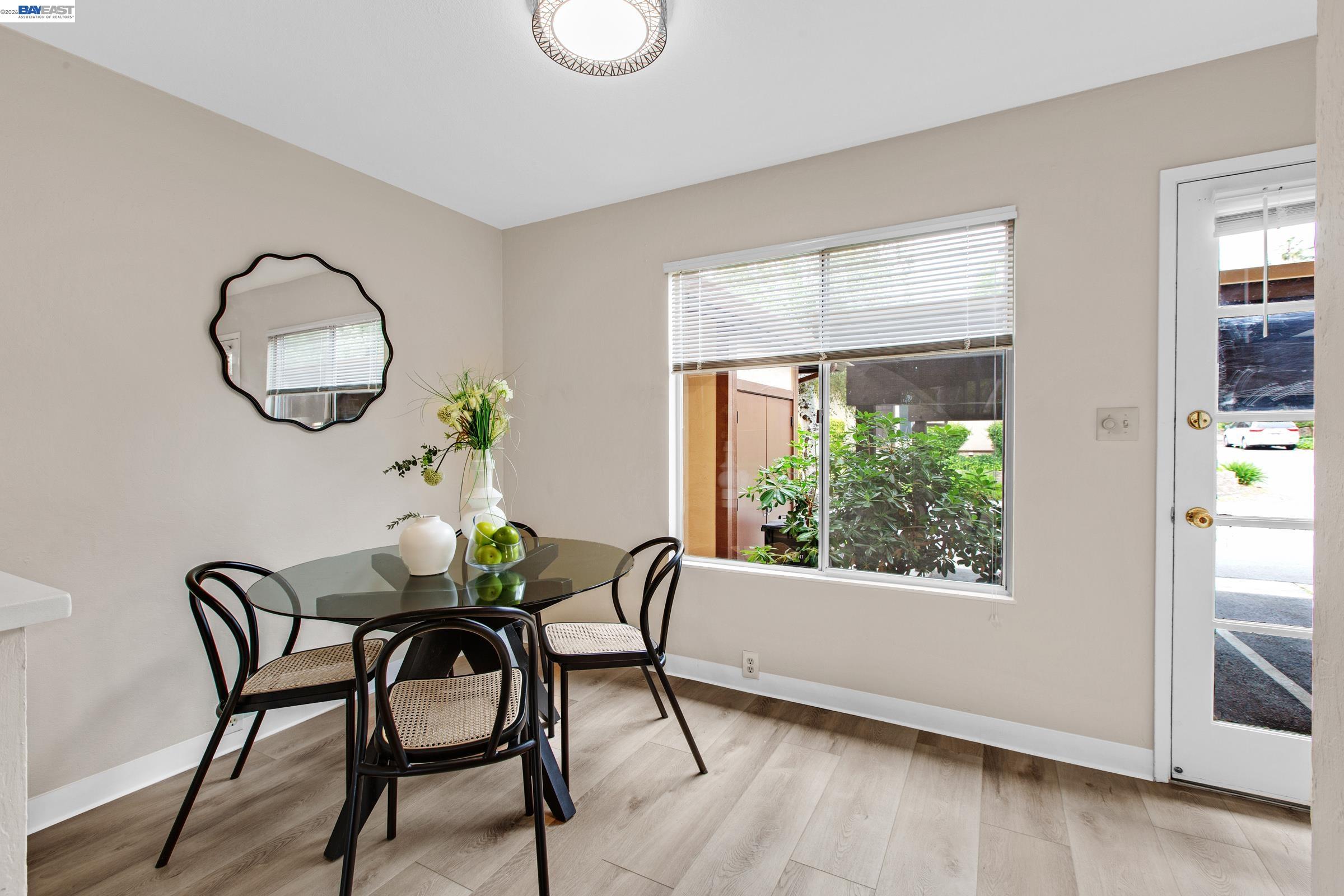 Photo #5: 41134044 Listing: Photo #5