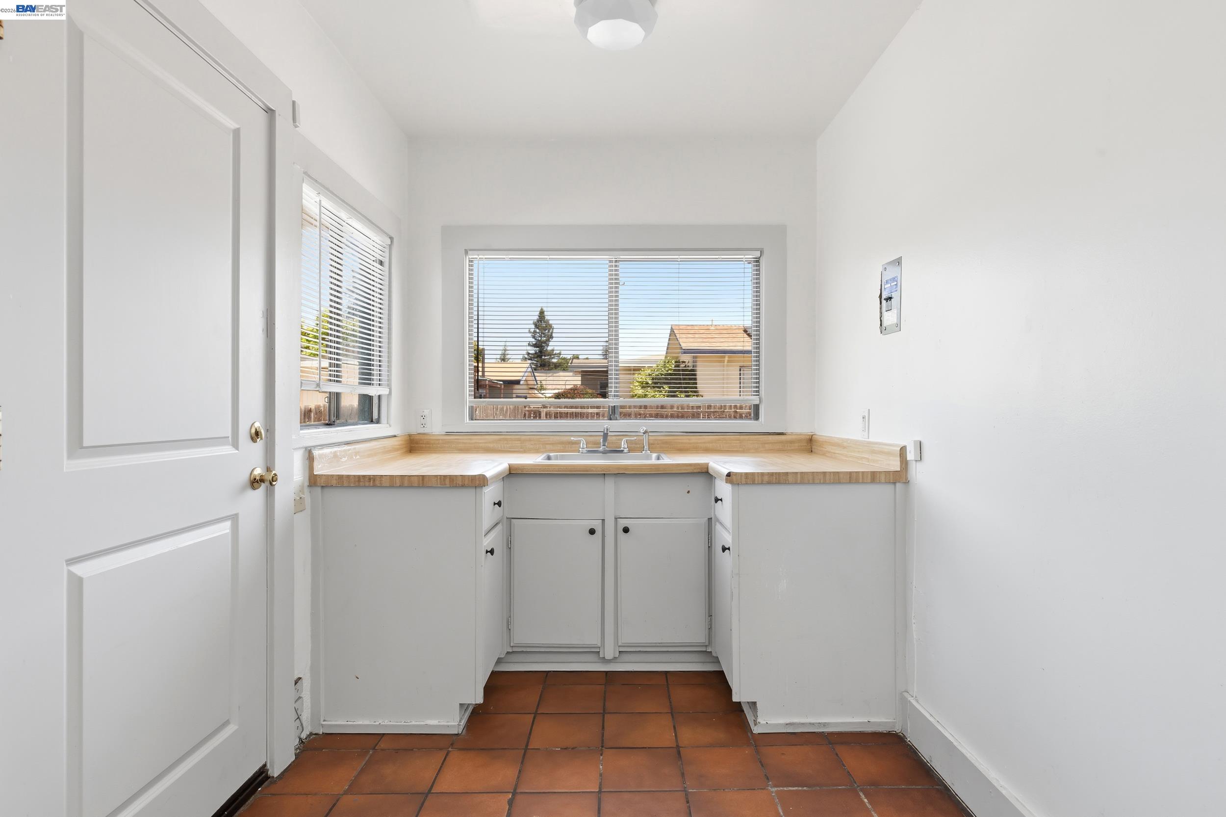 370 E 14Th St, San Leandro CA 94577 — photo 19