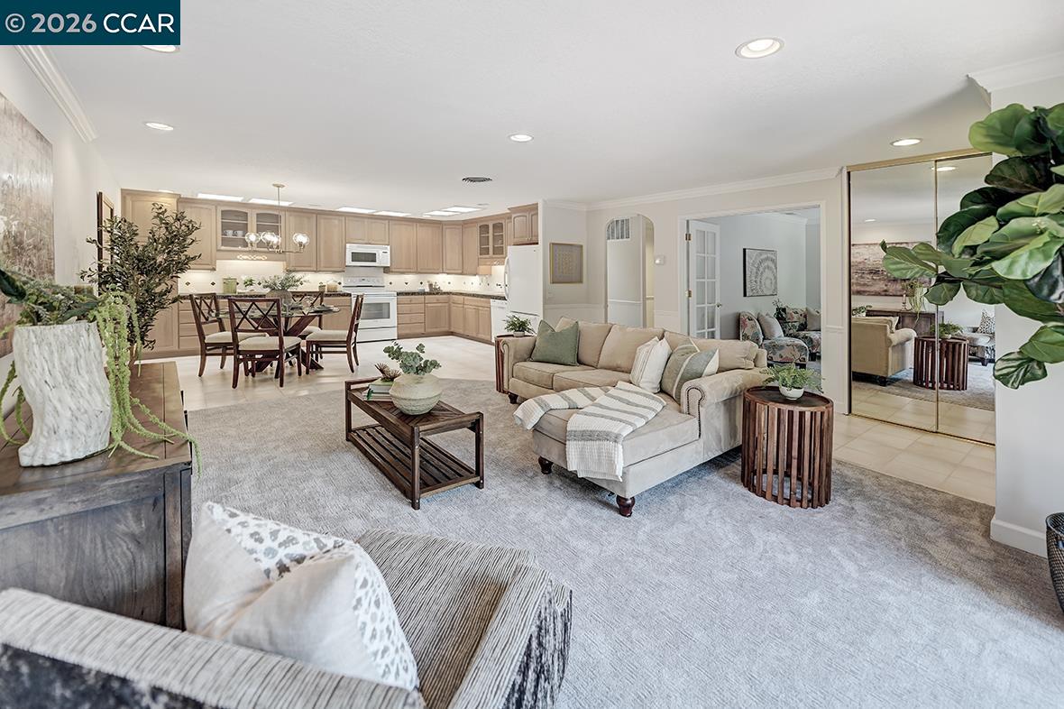 Photo #11: 41134062 Listing: Photo #11