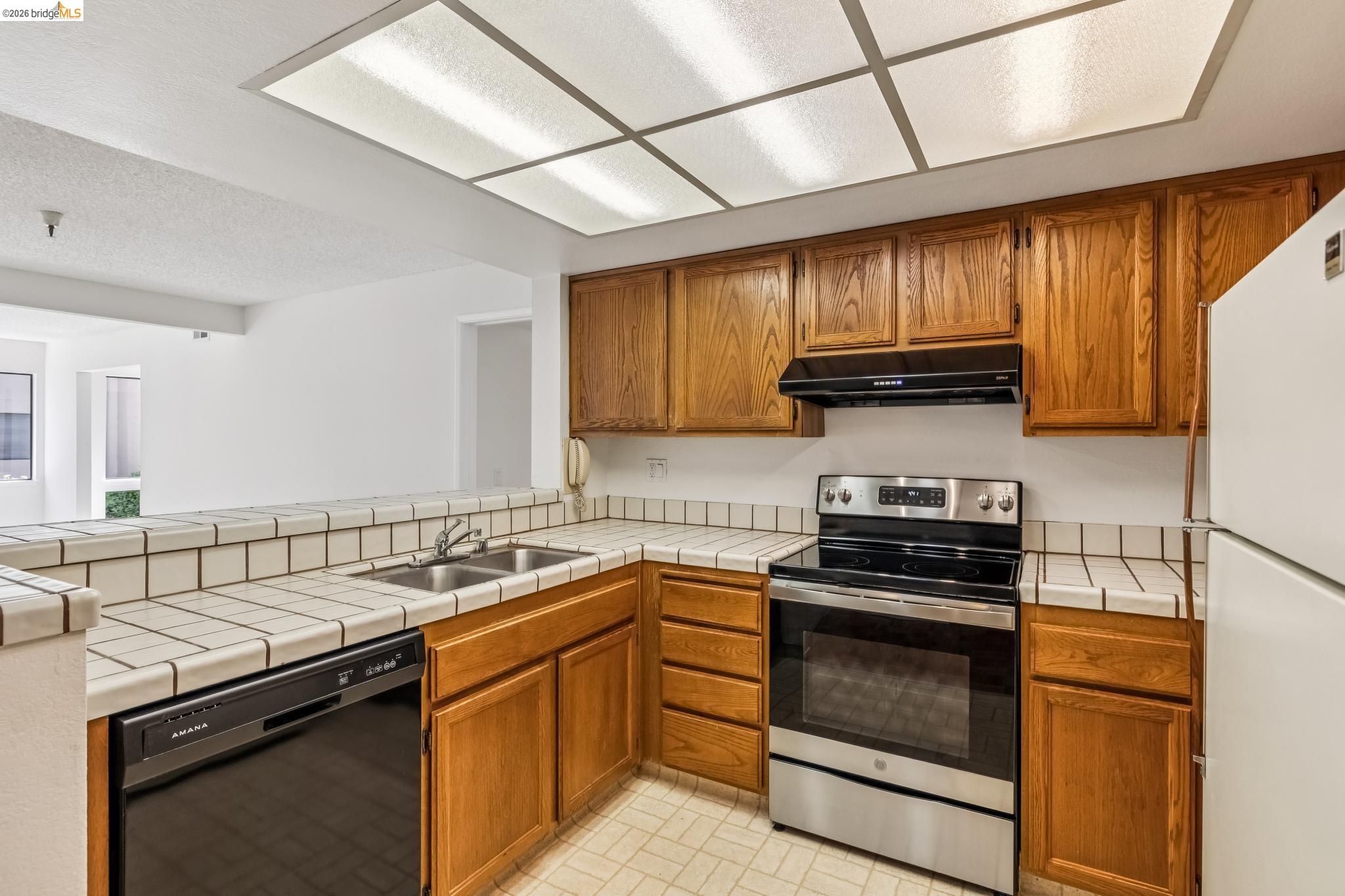 Photo #6: 41134063 Listing: Photo #6