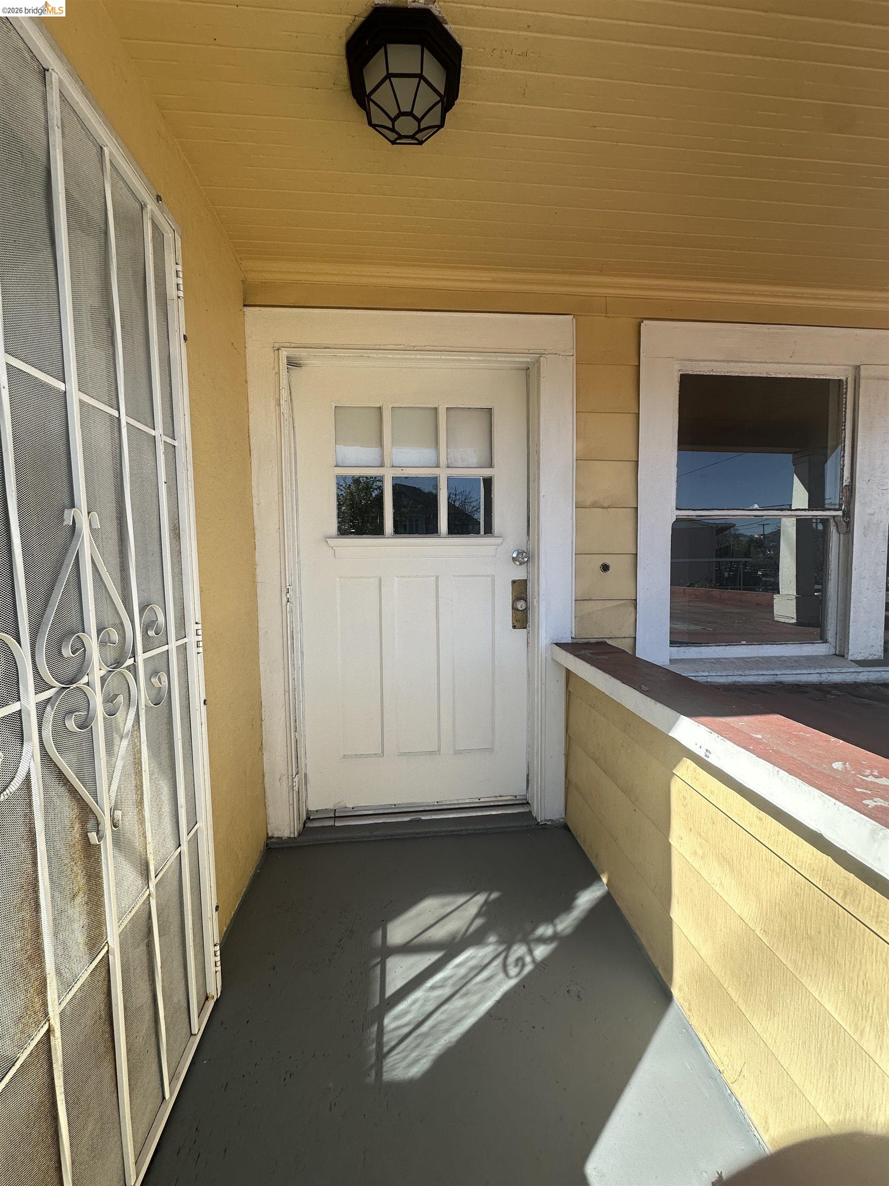 Front Image Thumbnail for EB41134076