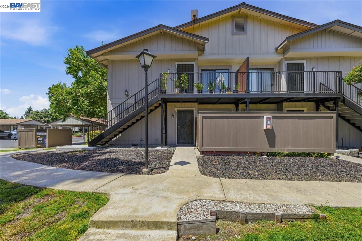 Photo #2: 41134097 Listing: Photo #2