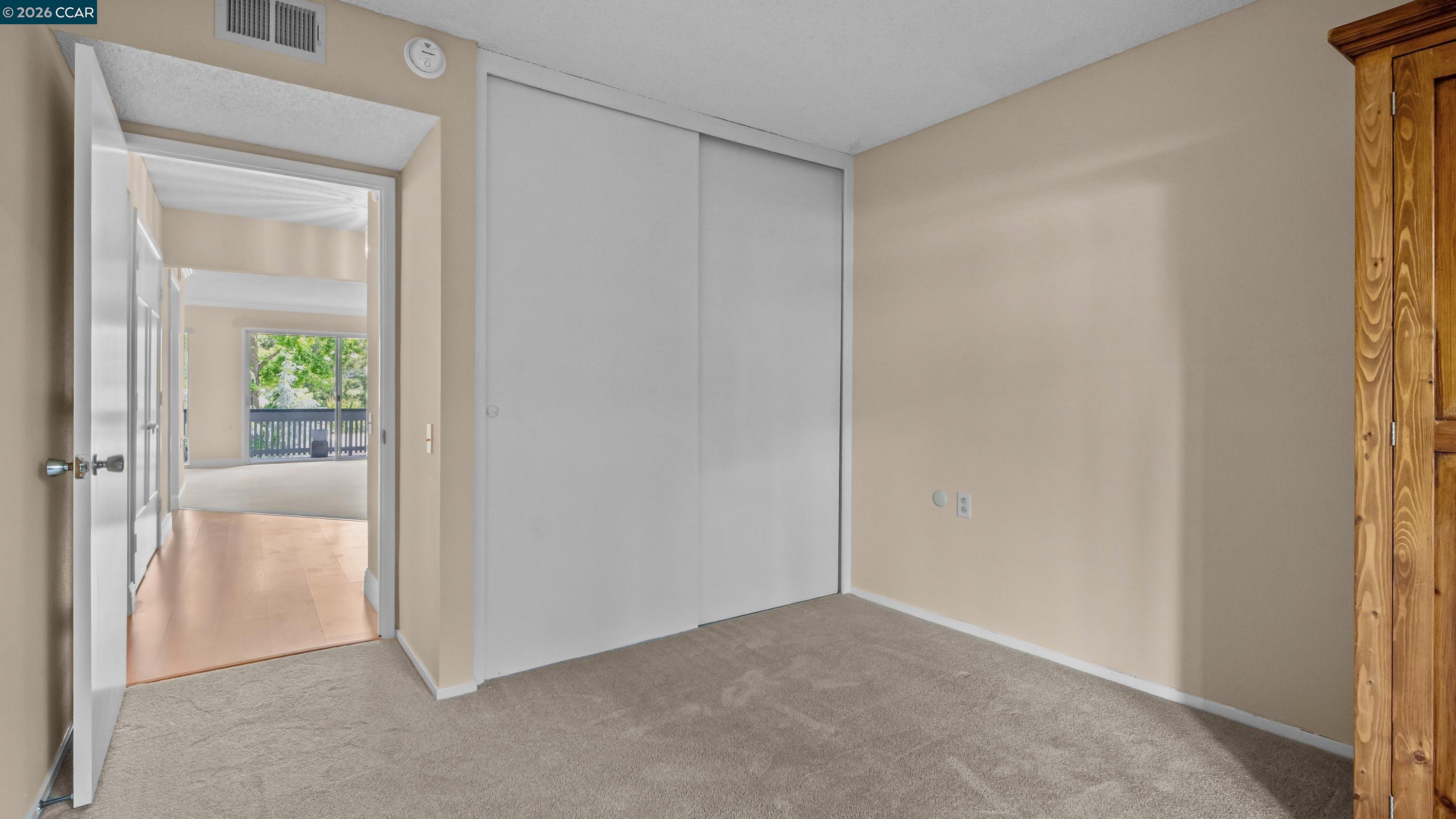 Photo #15: 41134120 Listing: Photo #15