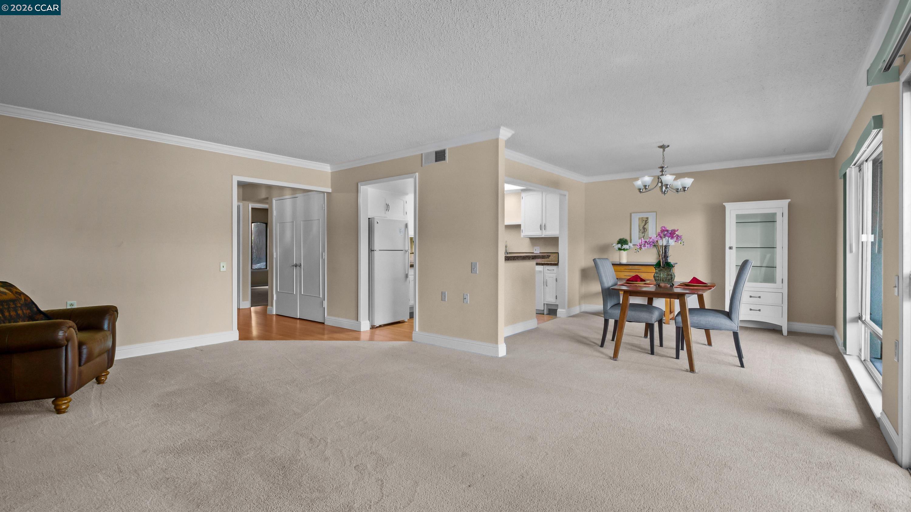 Photo #10: 41134120 Listing: Photo #10