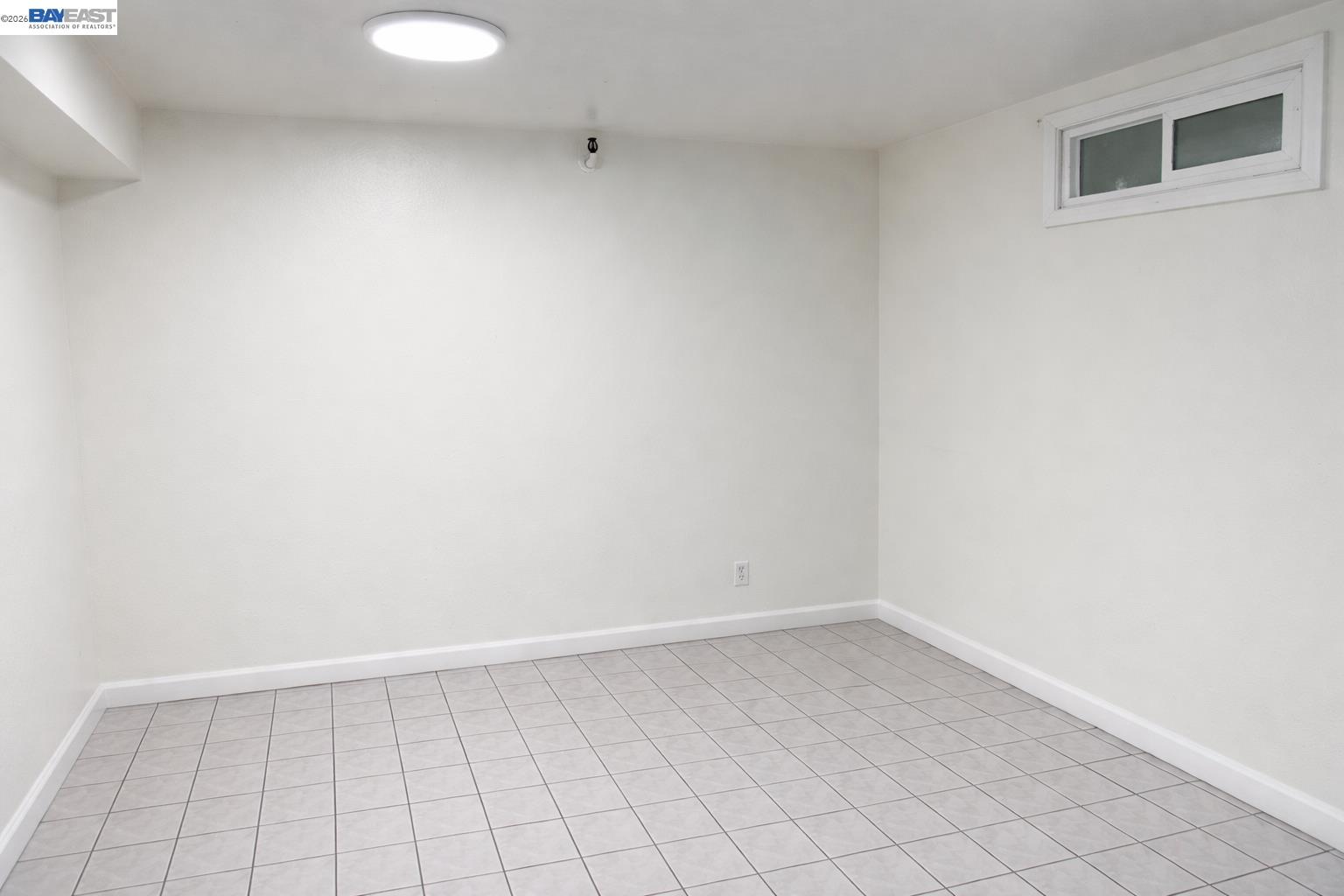 Photo #2: 41134131 Listing: Photo #2
