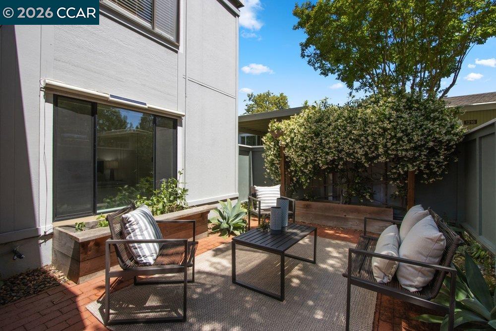 Photo #3: 41134136 Listing: Photo #3