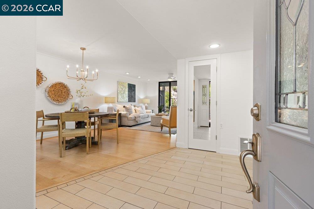 Photo #5: 41134136 Listing: Photo #5
