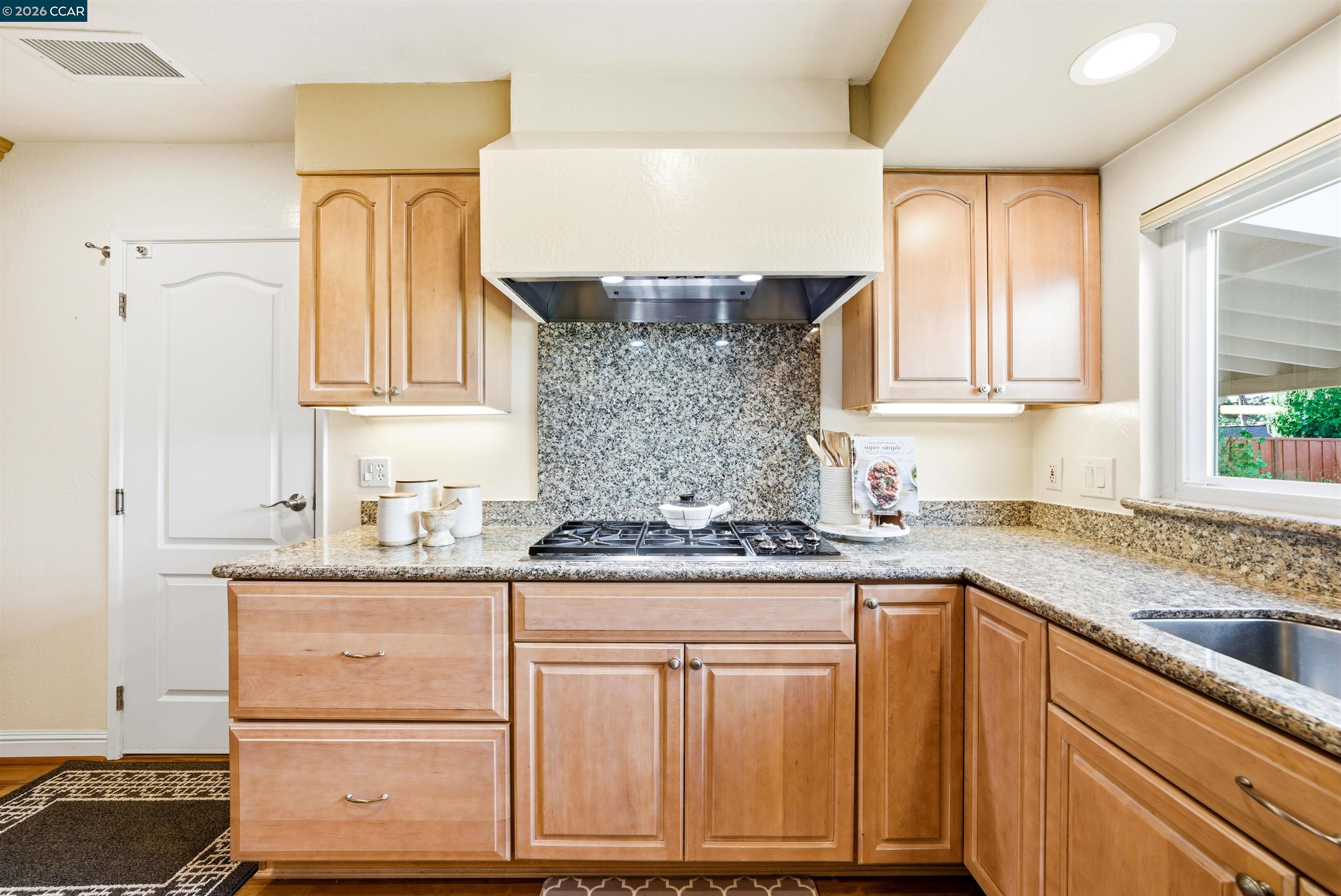 5181 Greenmeadow Dr, Concord CA 94521 — photo 36