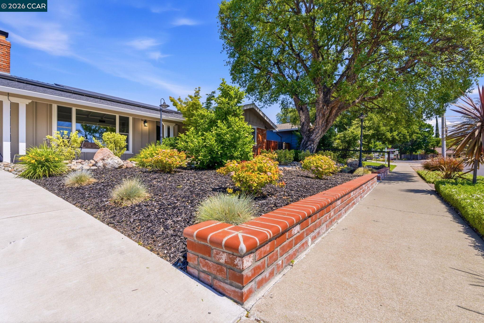 5181 Greenmeadow Dr, Concord CA 94521 — photo 7