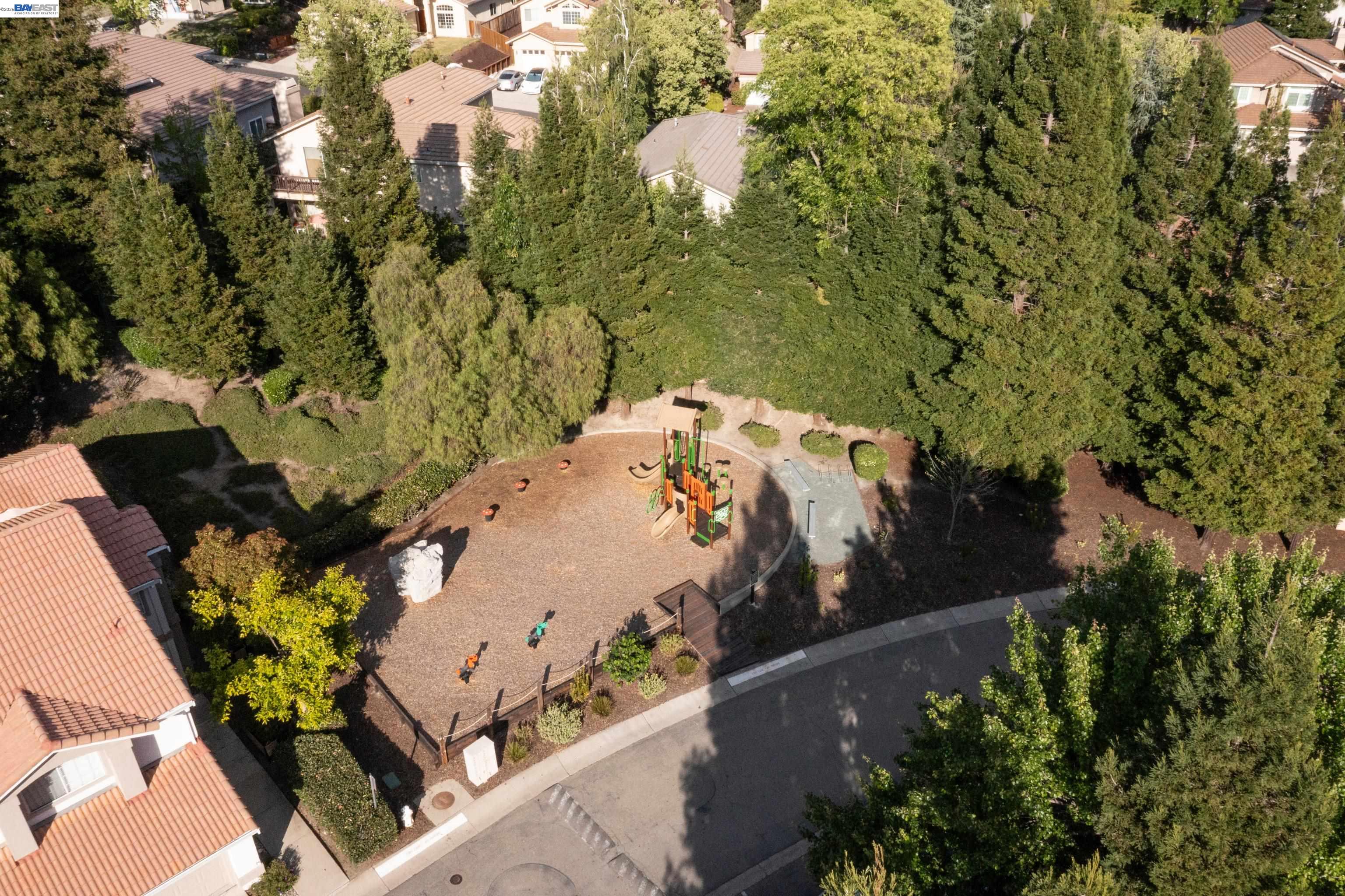 Photo #12: 41134147 Listing: Photo #12