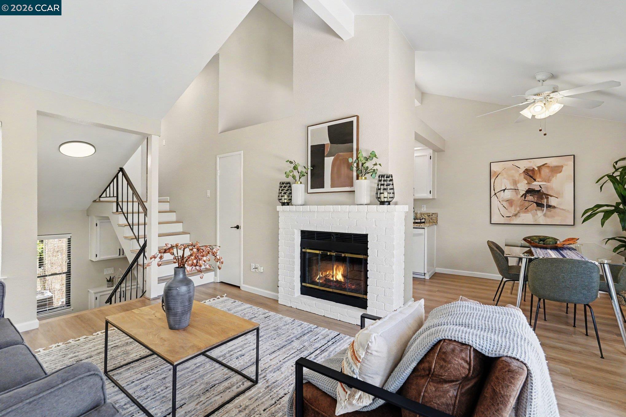 Photo #3: 41134178 Listing: Photo #3