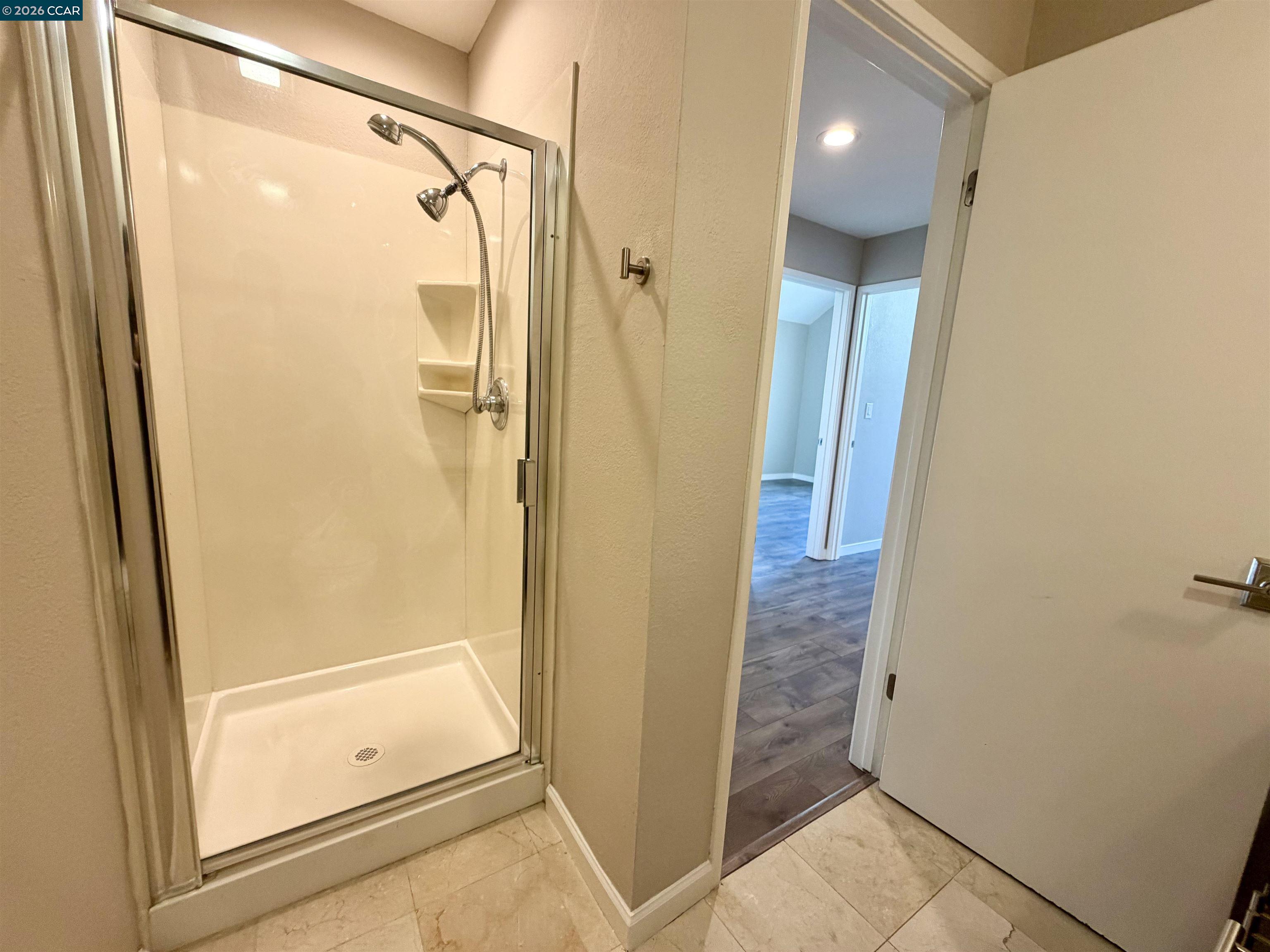 Photo #17: 41134190 Listing: Photo #17