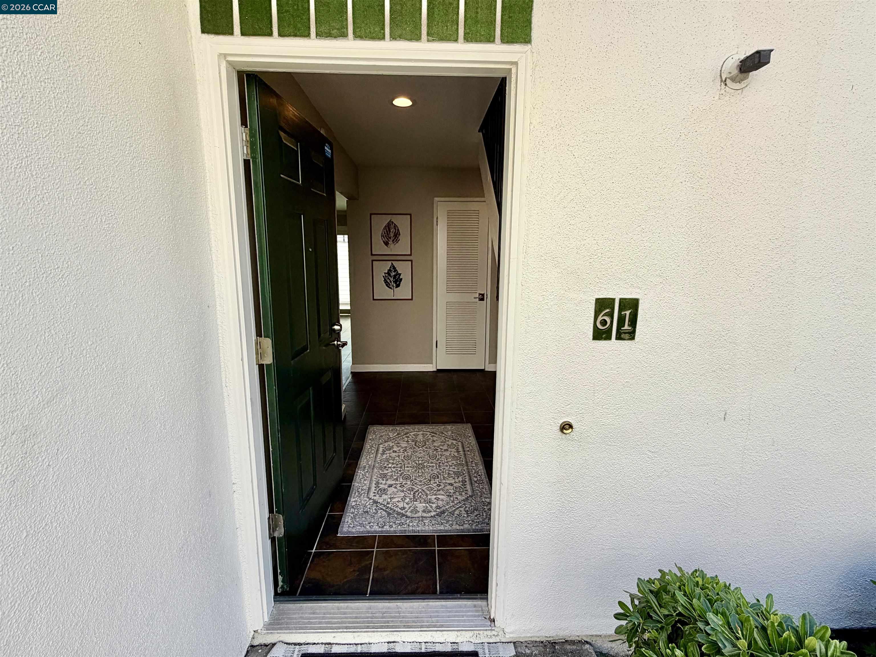 Photo #3: 41134190 Listing: Photo #3