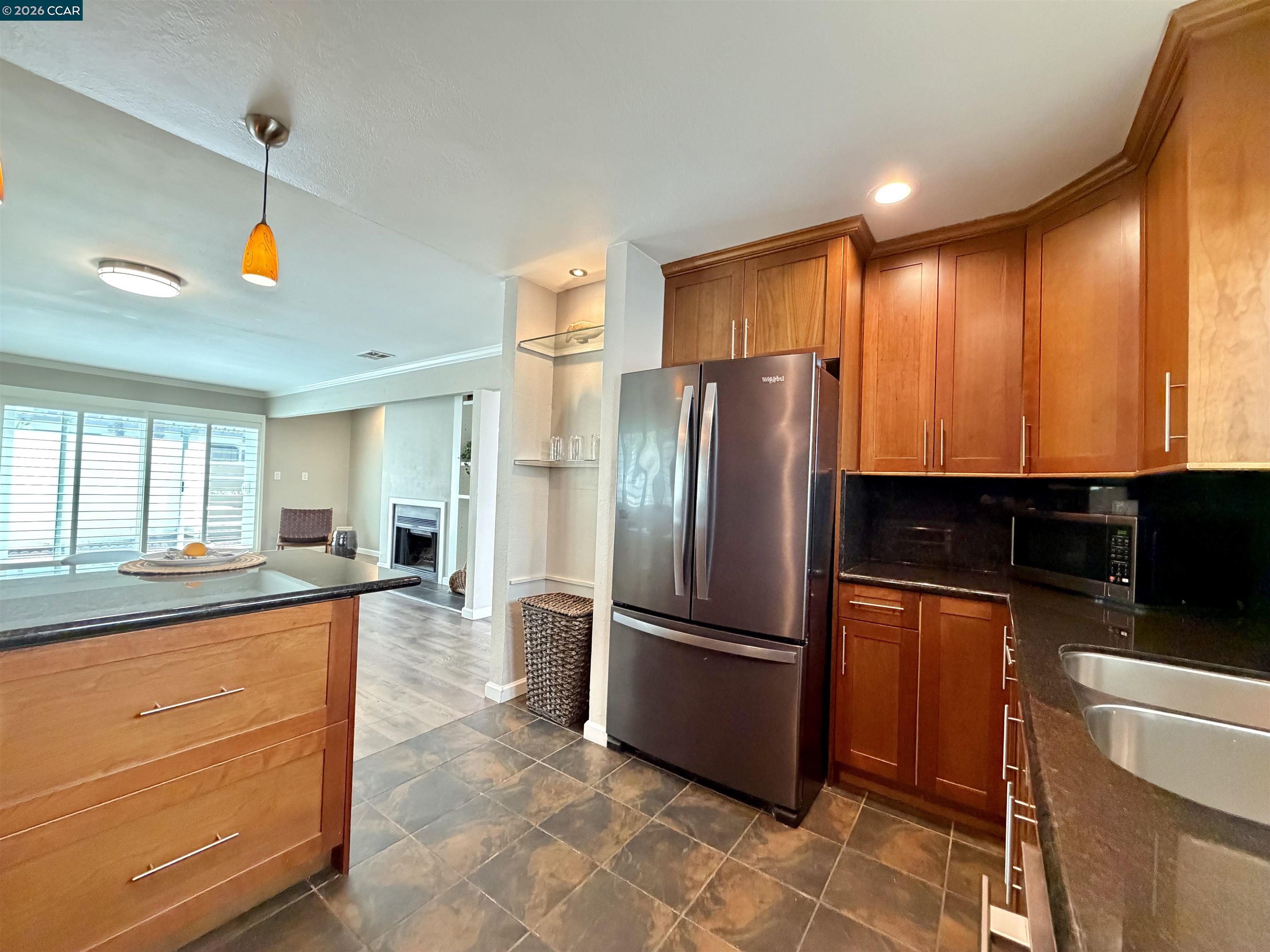 Photo #8: 41134190 Listing: Photo #8