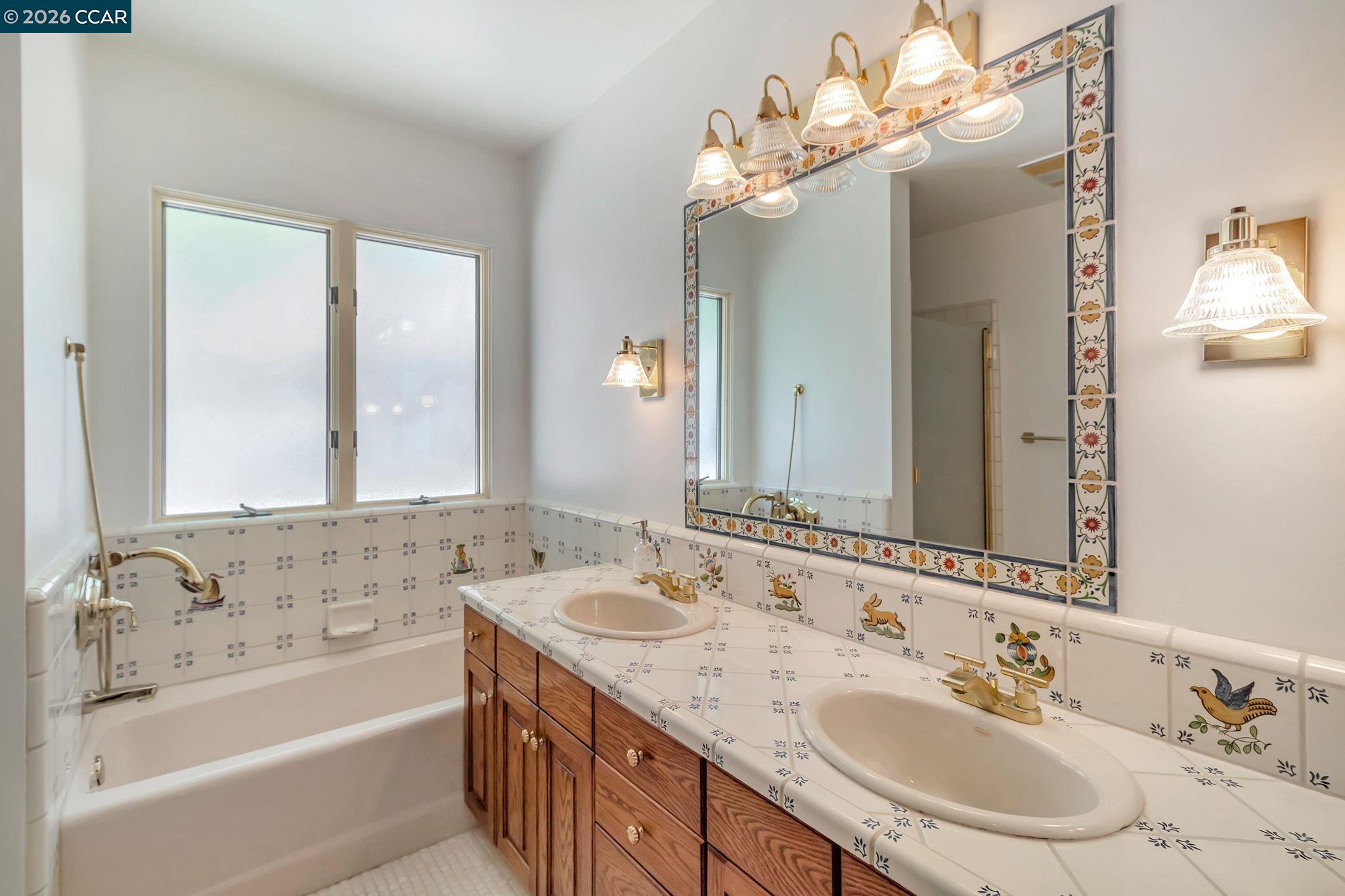 74 Yarrow Valley Ln, Orinda CA 94563 — photo 35