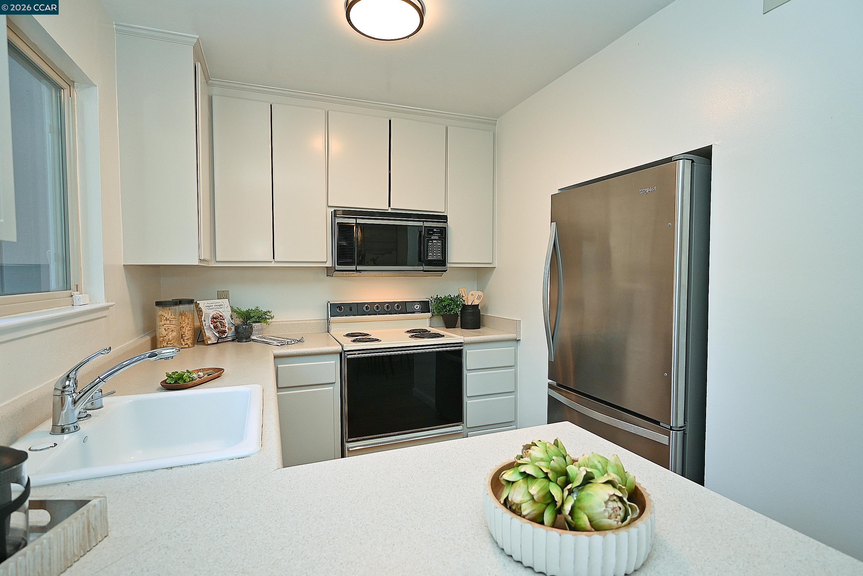 Photo #5: 41134226 Listing: Photo #5