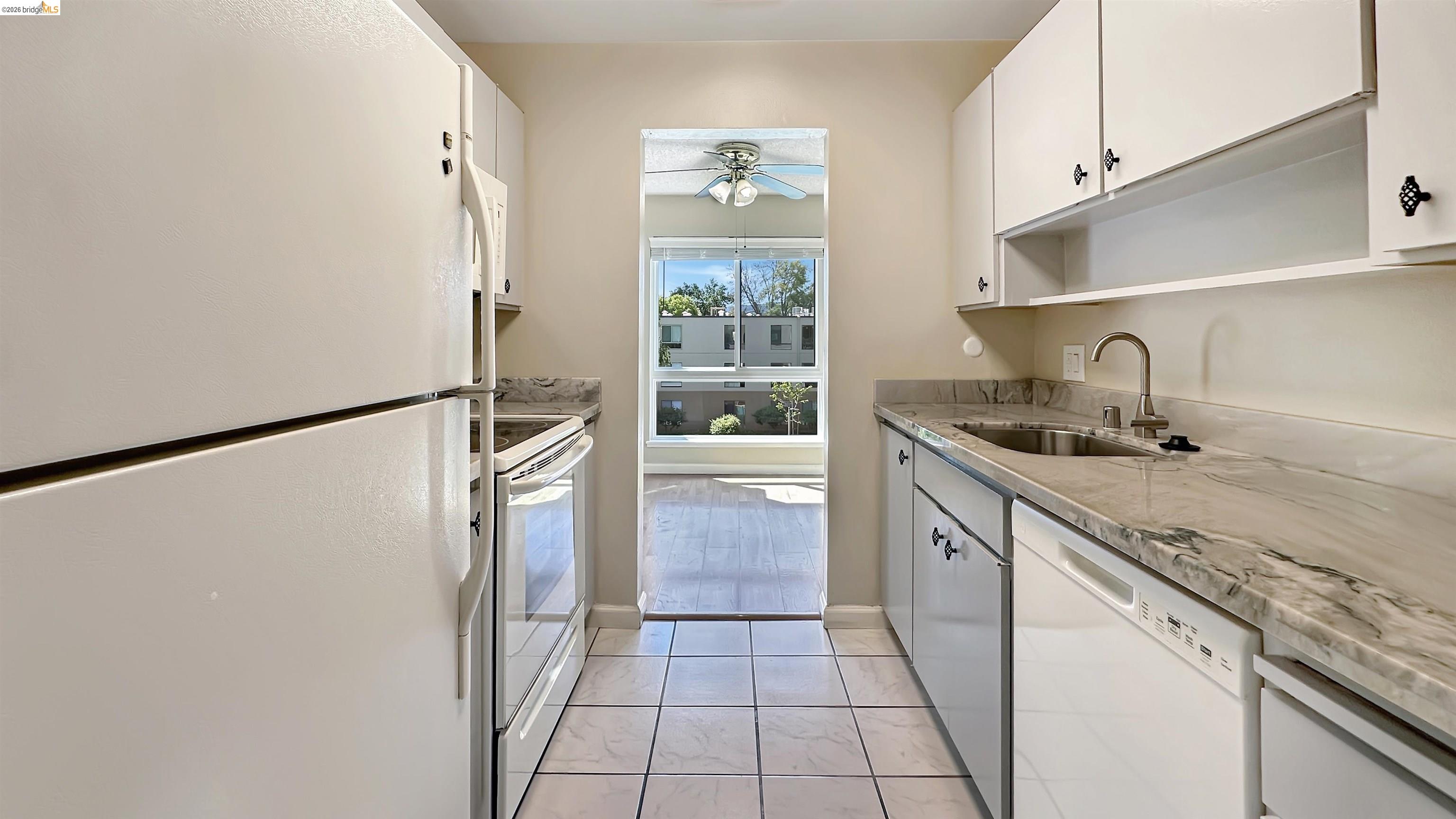 Photo #2: 41134261 Listing: Photo #2