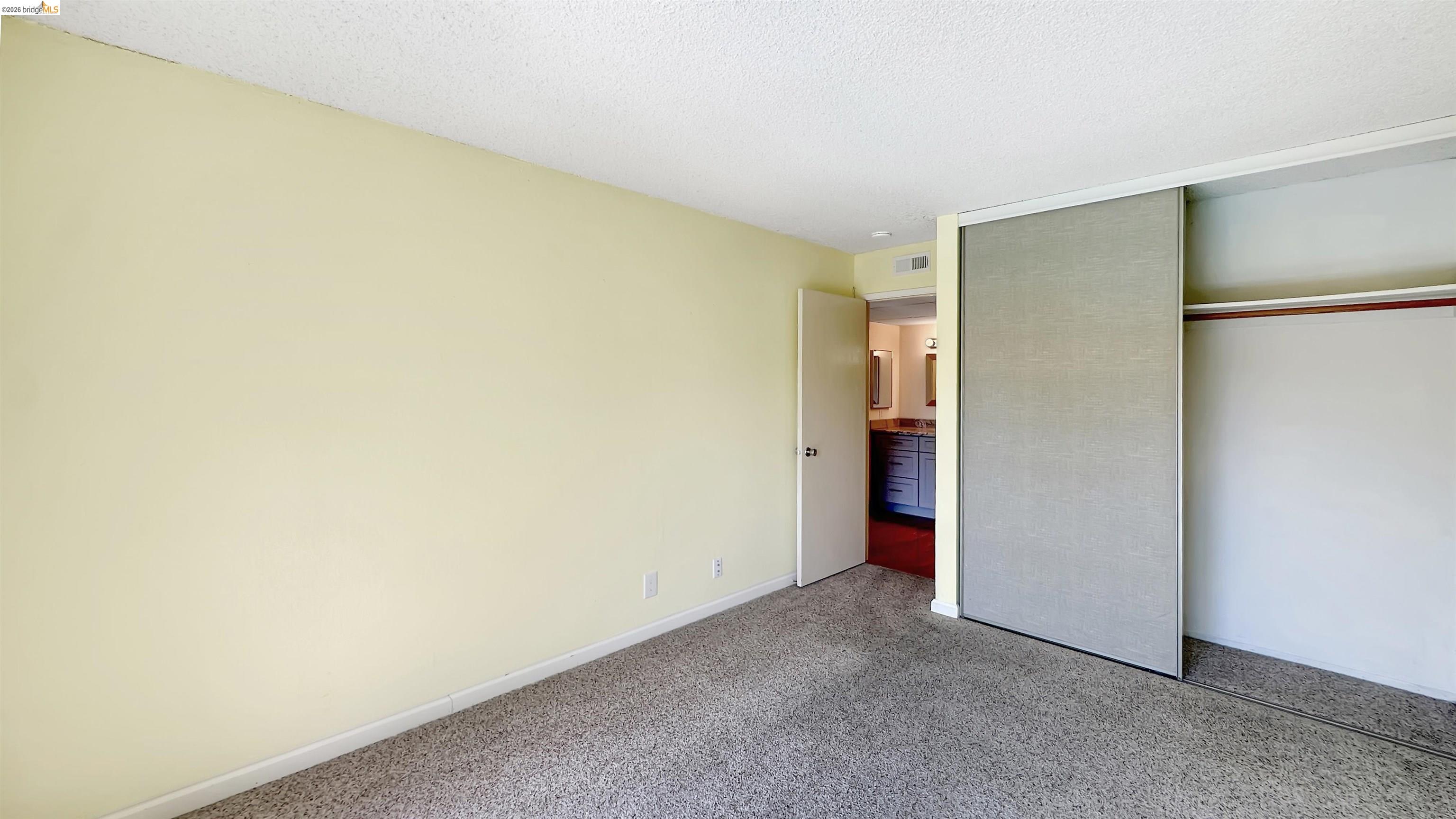 Photo #15: 41134261 Listing: Photo #15