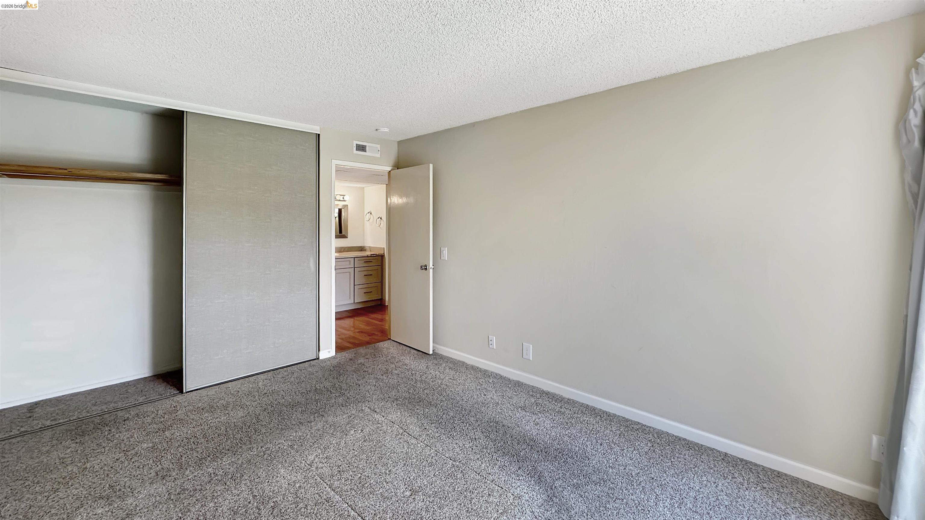 Photo #17: 41134261 Listing: Photo #17