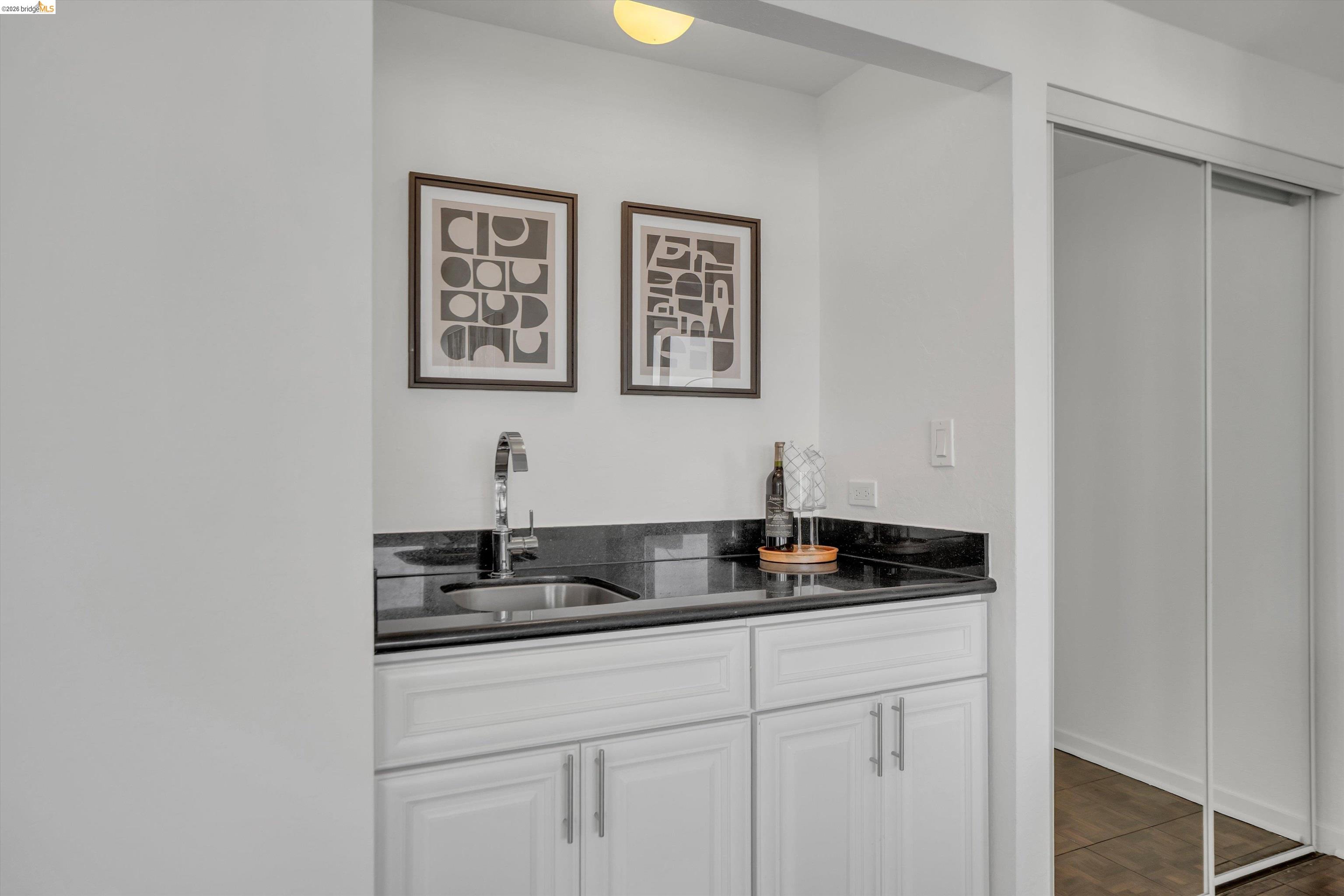 Photo #9: 41134263 Listing: Photo #9