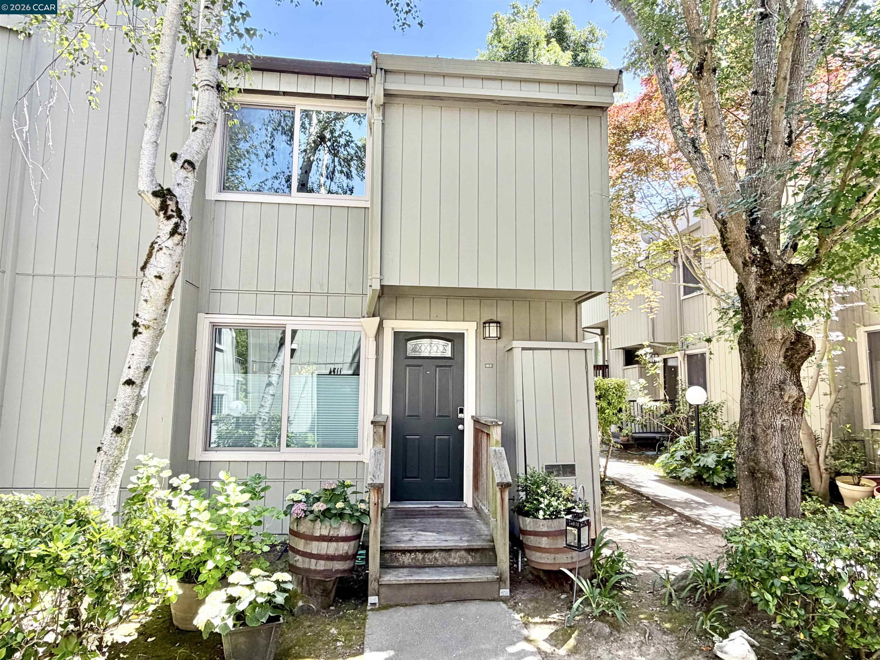 Photo #1: 41134272 Listing: Photo #1