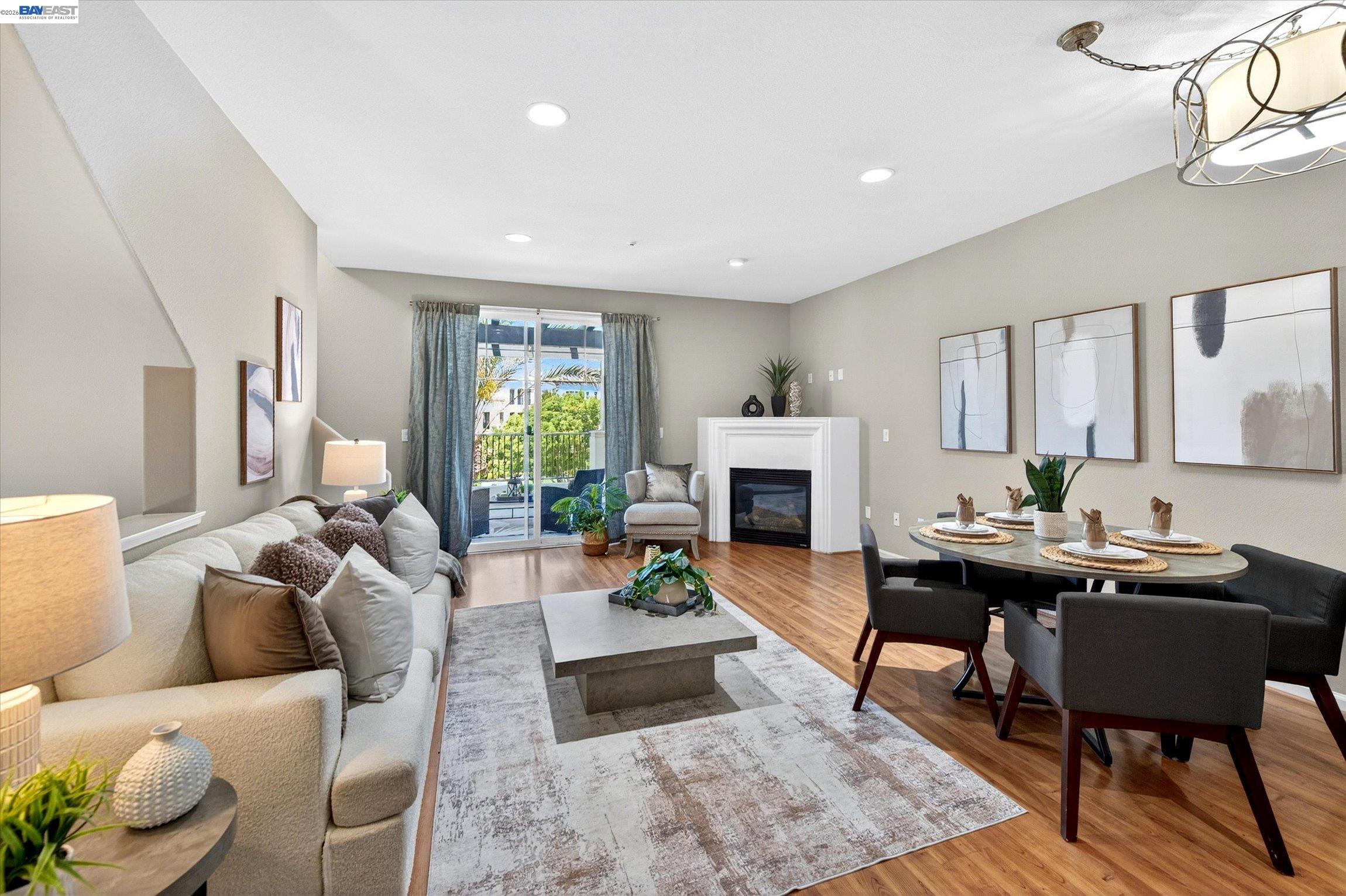 Photo #2: 41134306 Listing: Photo #2