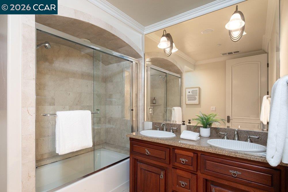 5606 La Salle Ave, Oakland CA 94611 — photo 28