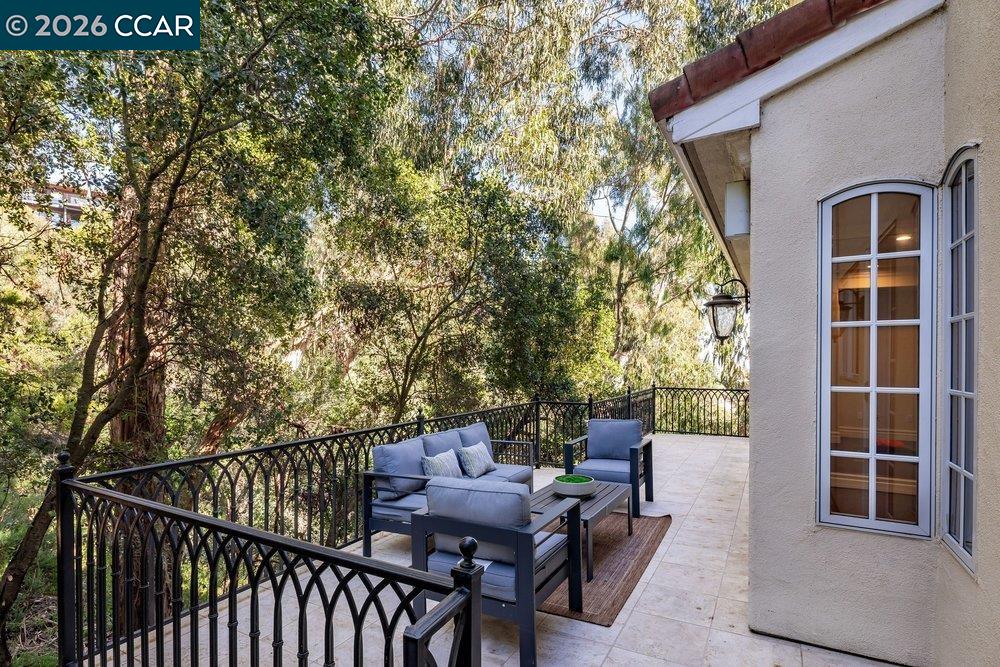 5606 La Salle Ave, Oakland CA 94611 — photo 32