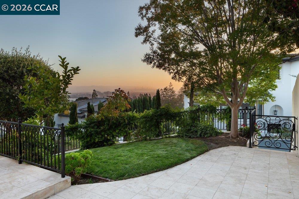 5606 La Salle Ave, Oakland CA 94611 — photo 34