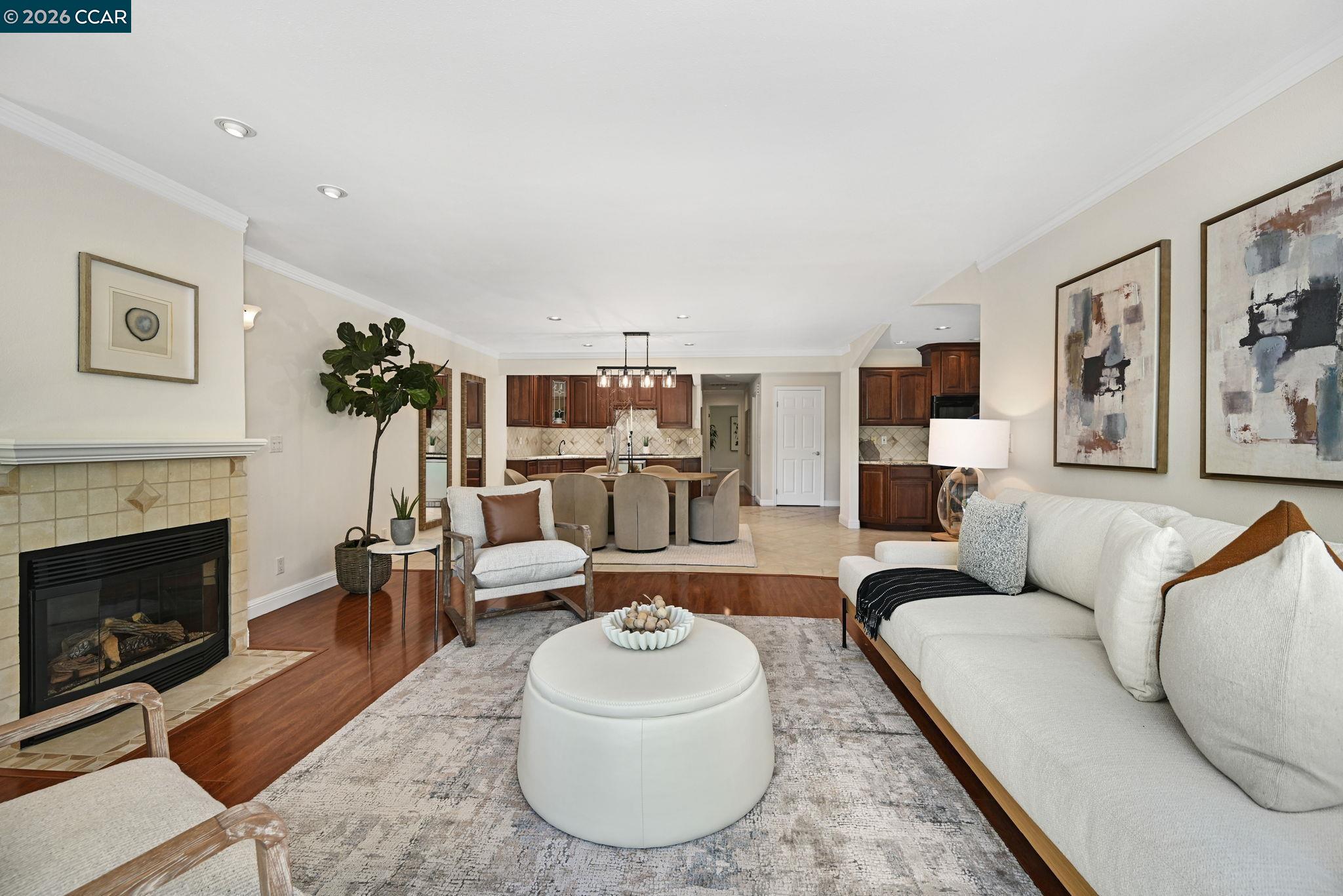 Photo #8: 41134323 Listing: Photo #8