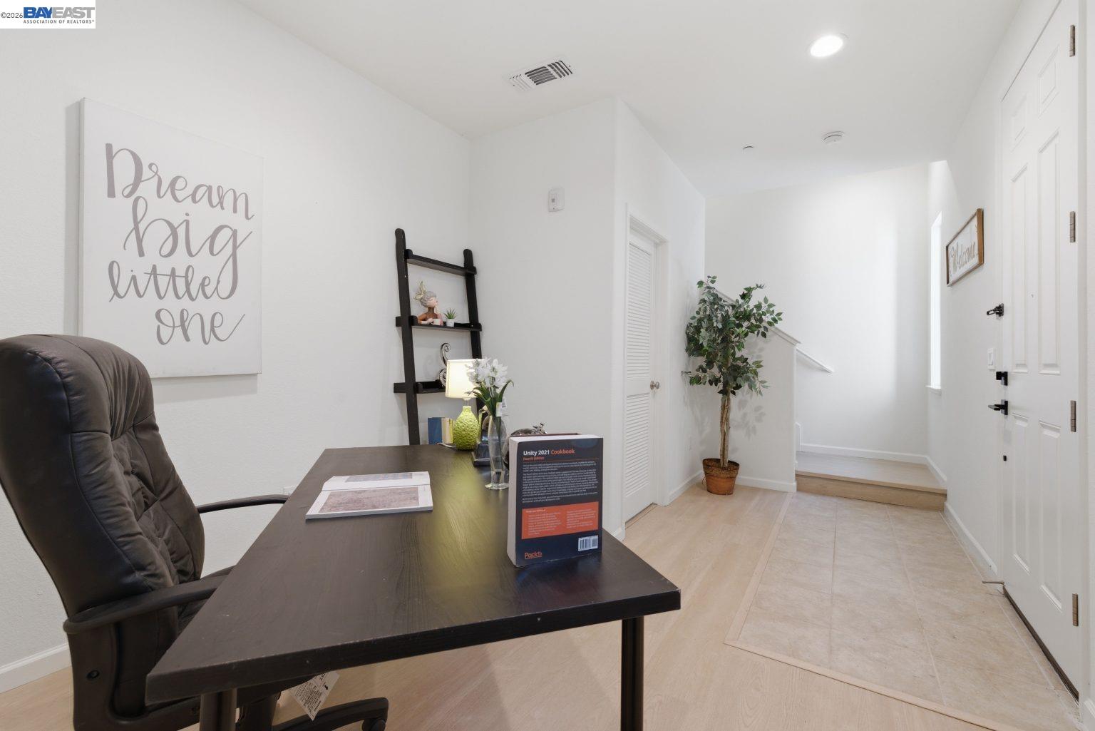 Photo #4: 41134325 Listing: Photo #4